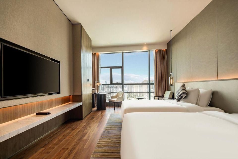 Deluxe Twin Bed Room