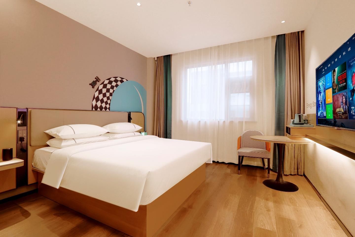 Intelligent Standard Queen Room