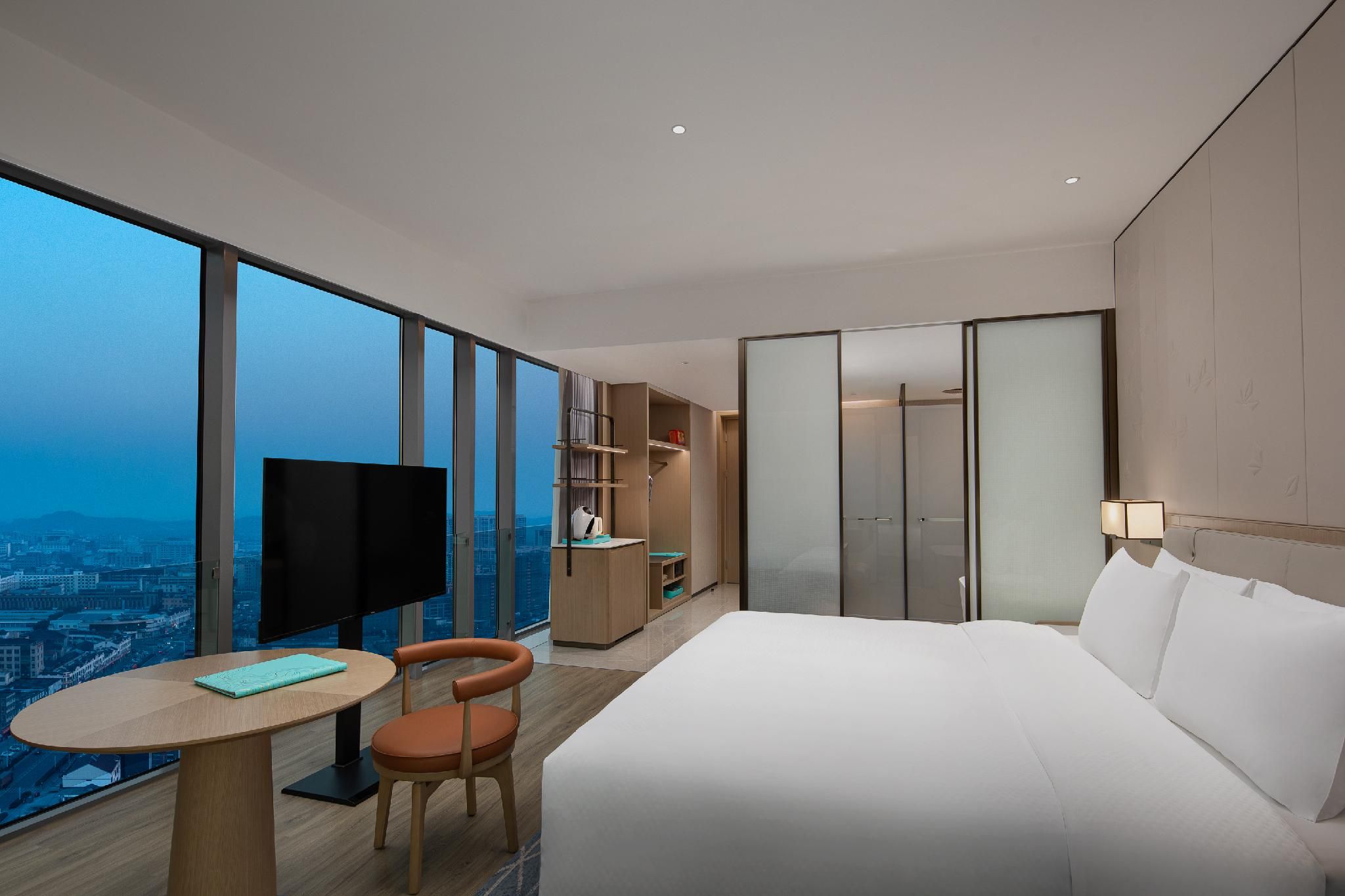 1 King Bed, Executive Room, Non-Smoking