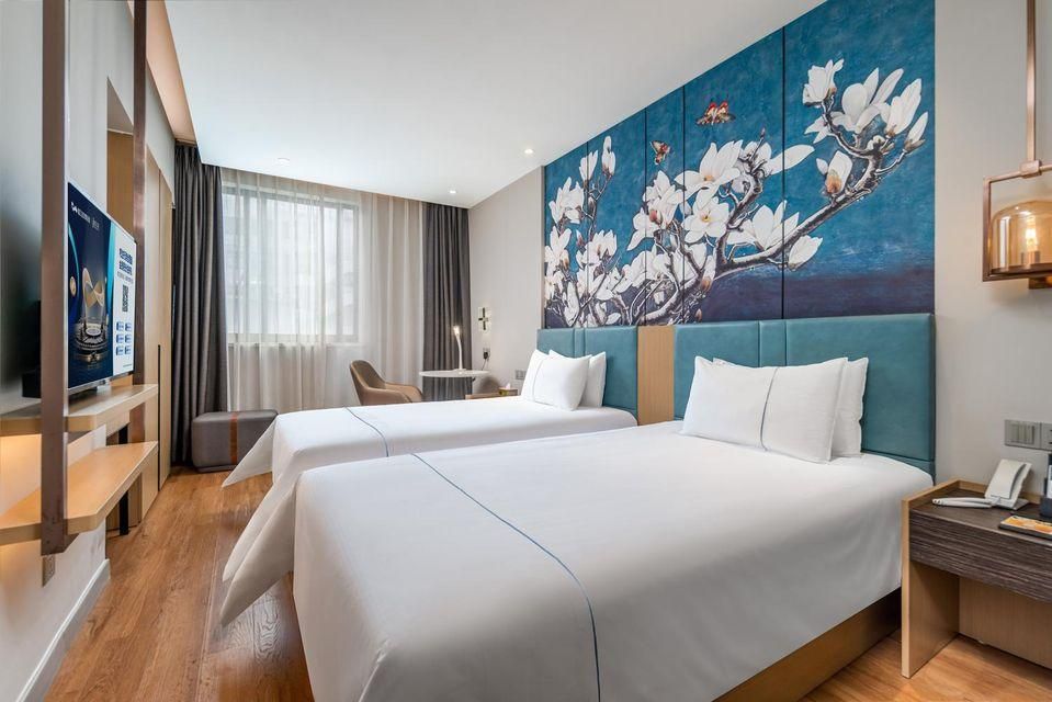 WH - Deluxe Bed Room