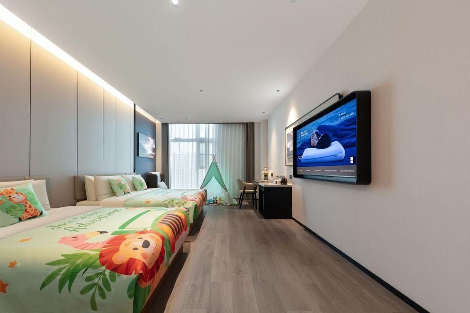 Premier Family Room