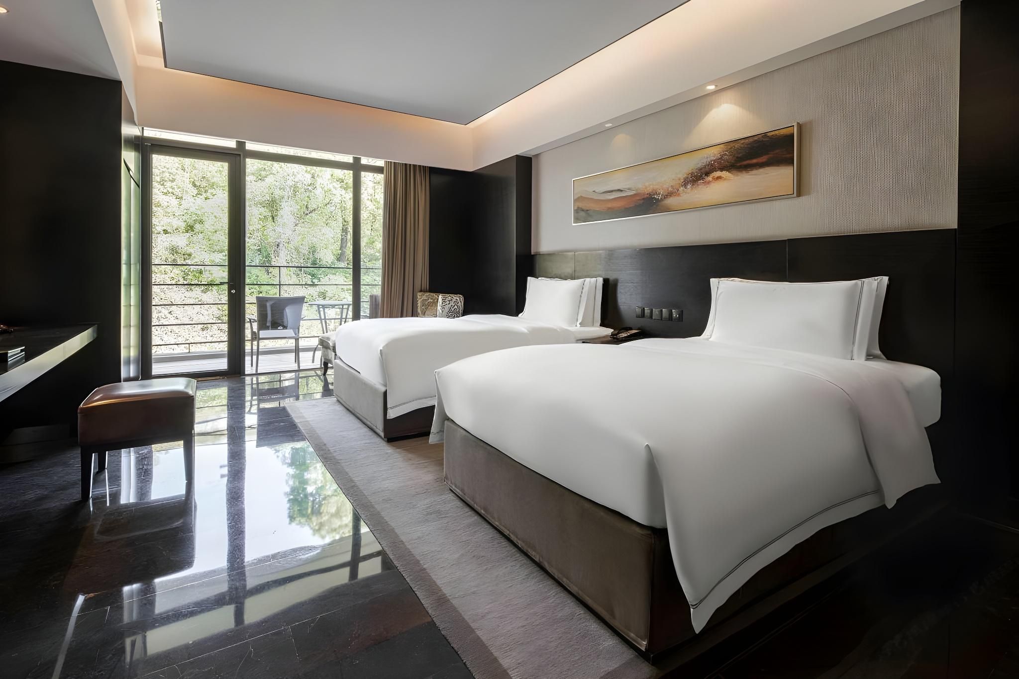 Spacious Twin Room