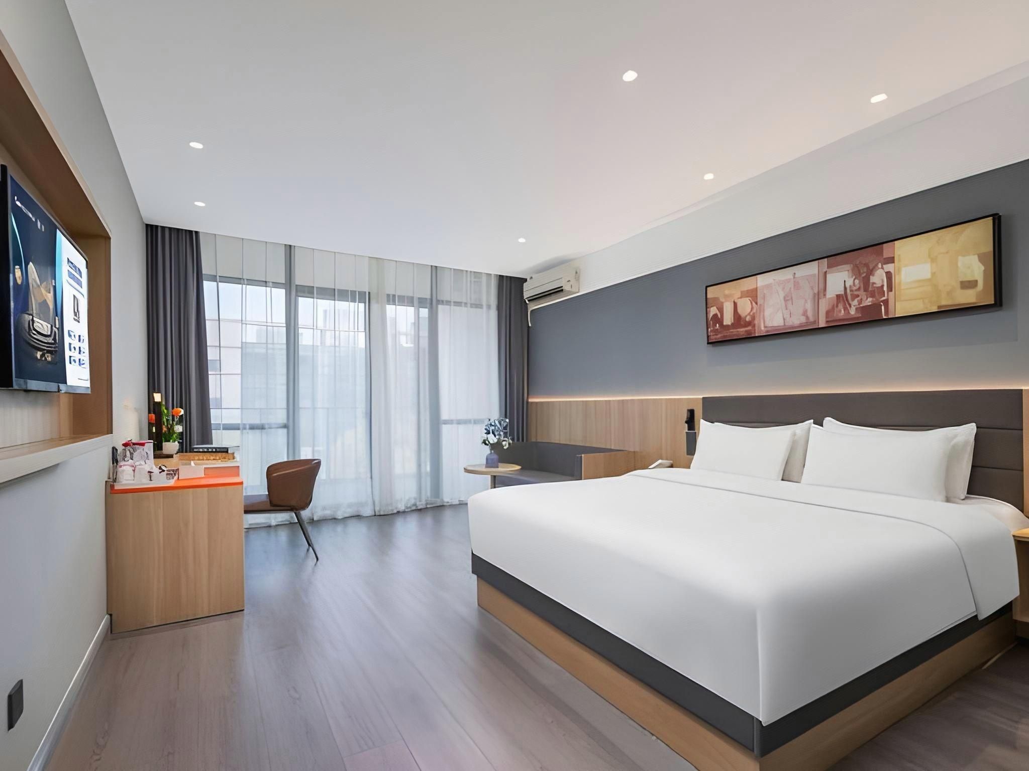 WH - Deluxe Bed Room