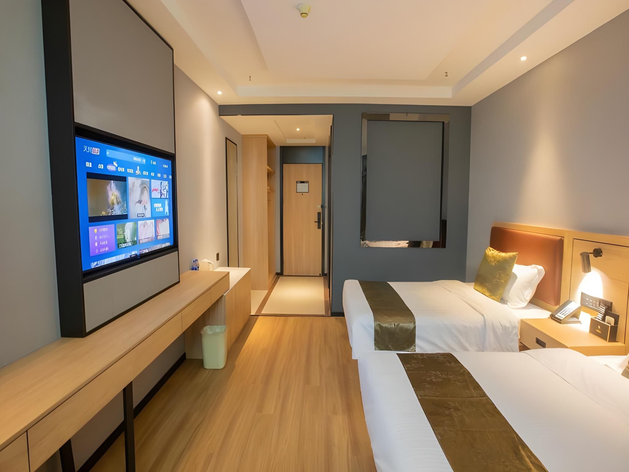 2 Bed Twin Superior Room