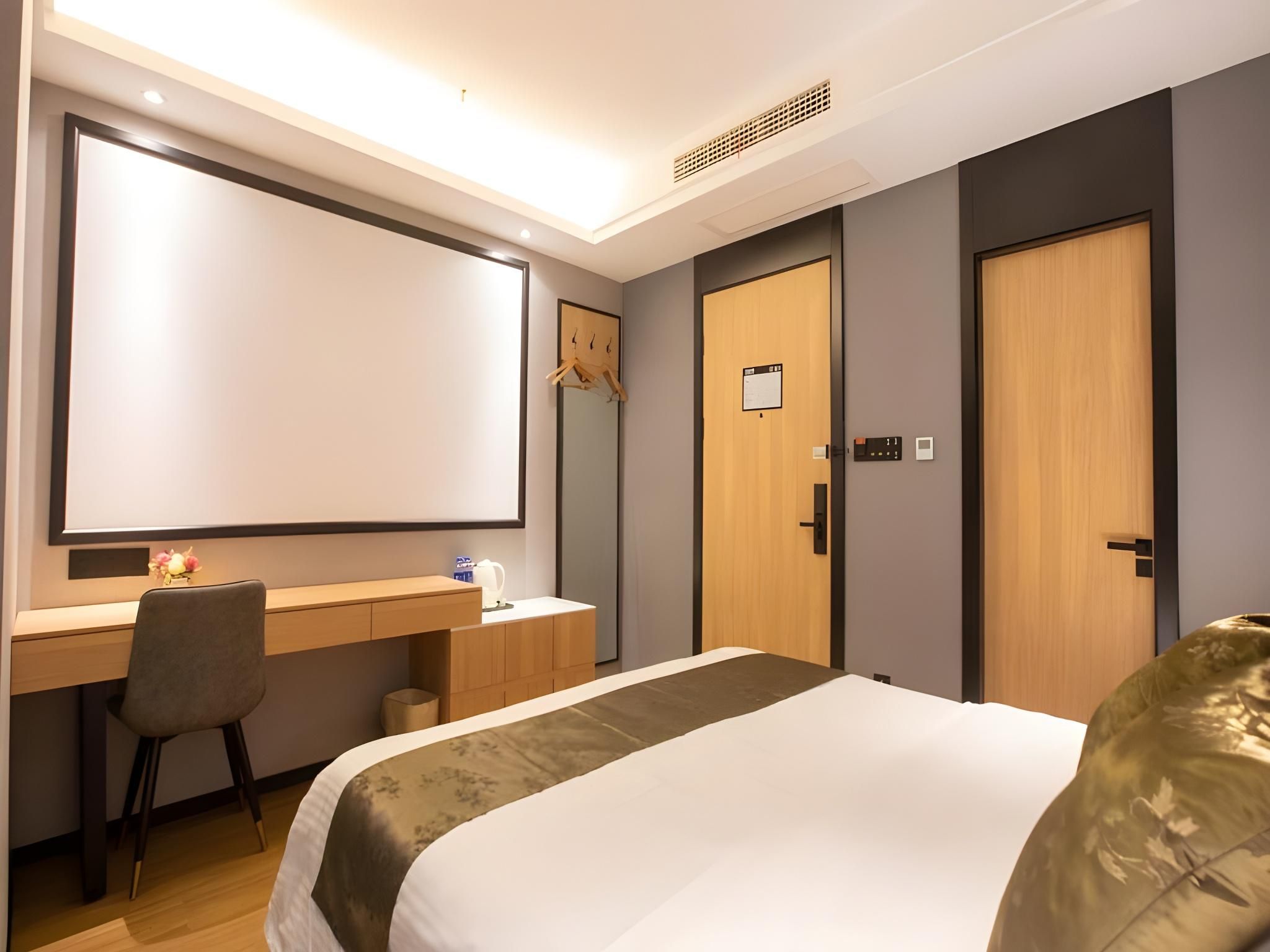 GTI - 1 Bed Room, Visual