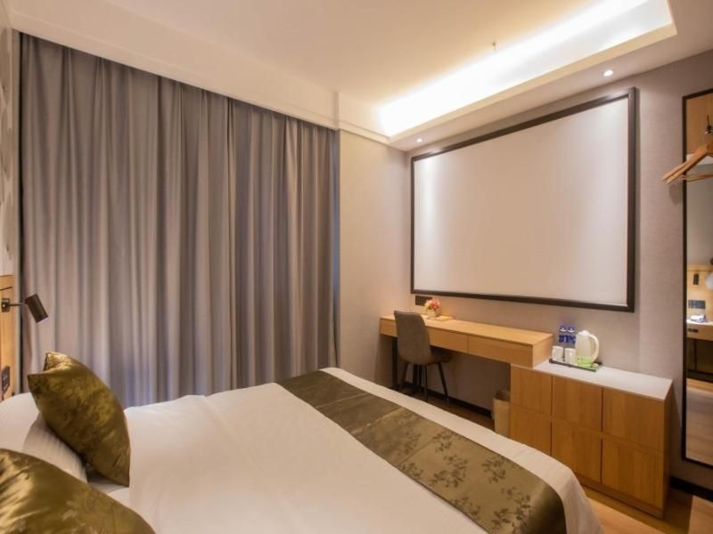 Twin Deluxe Room