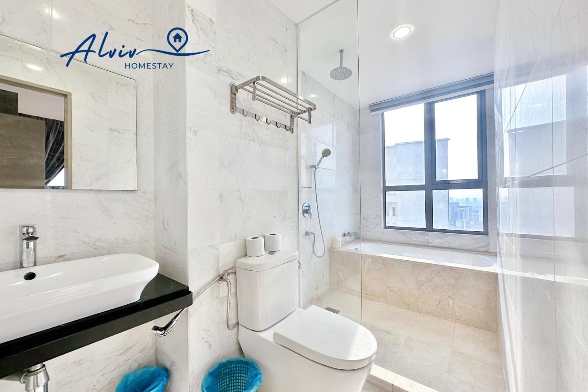 Deluxe Suite with Spa Bath