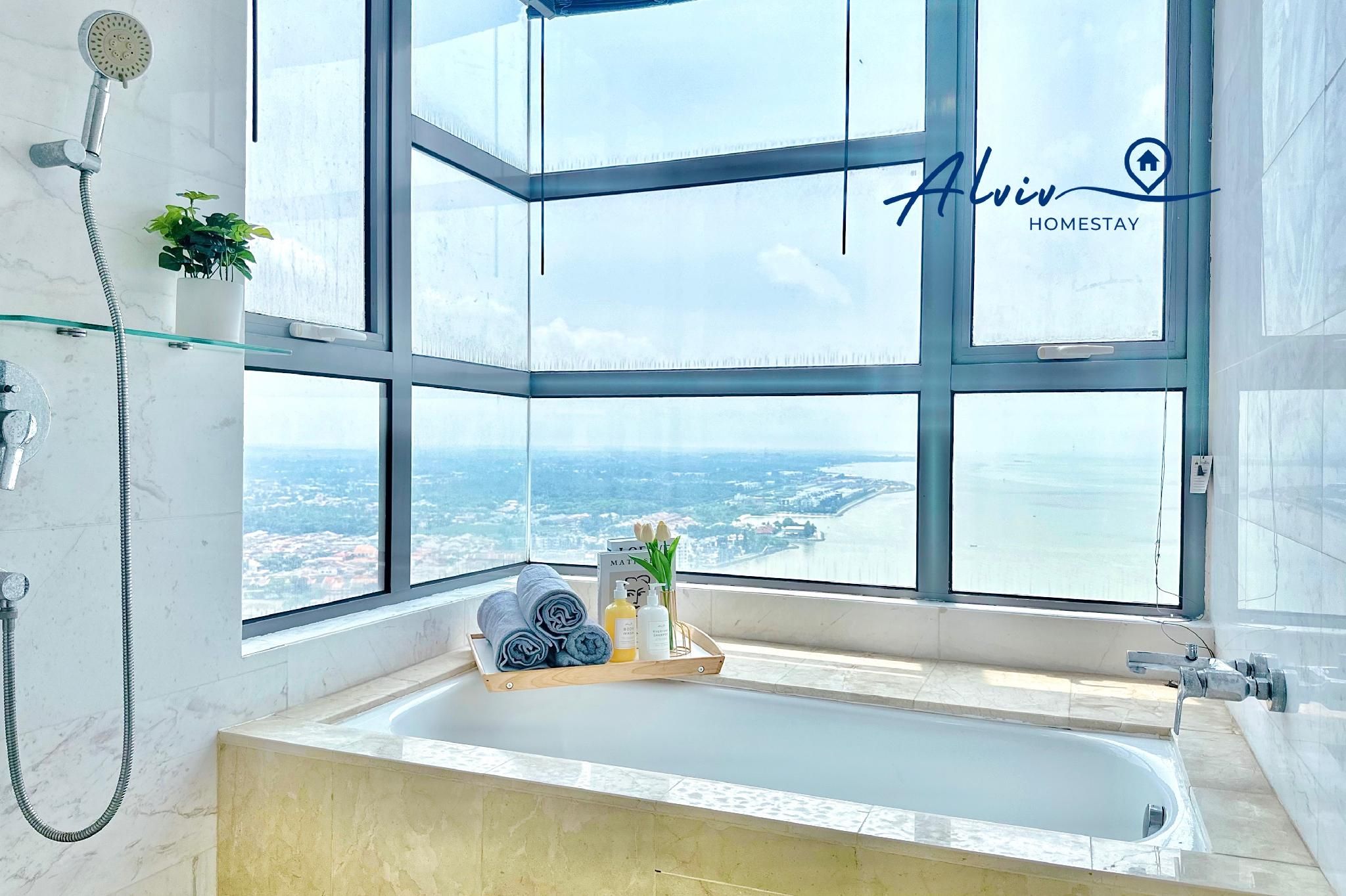 Four-Bedroom Deluxe Apartment