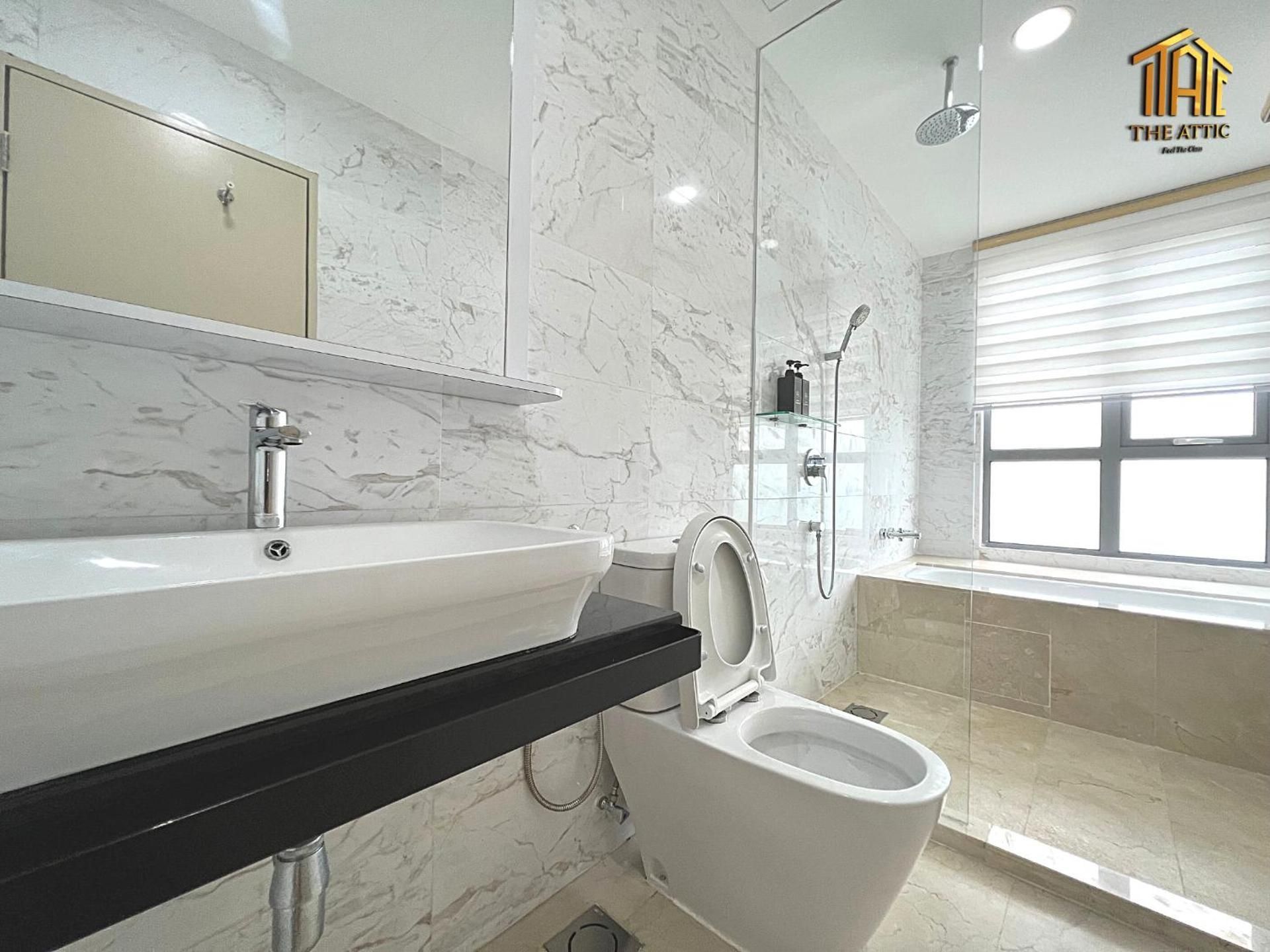 Luxury Family 2 Bedroom Suite (Private Bathtub and Sea View)