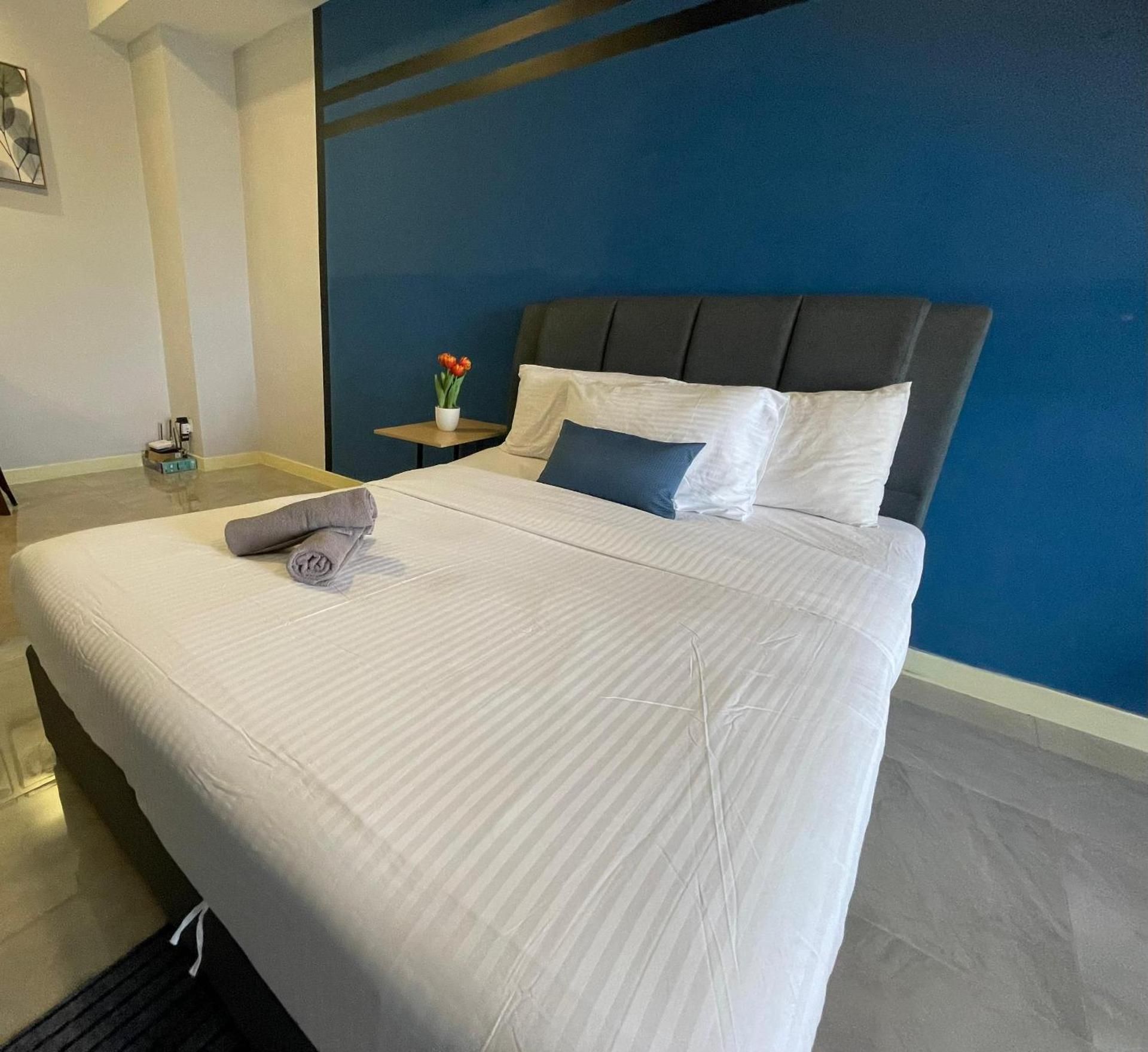 Couple Room