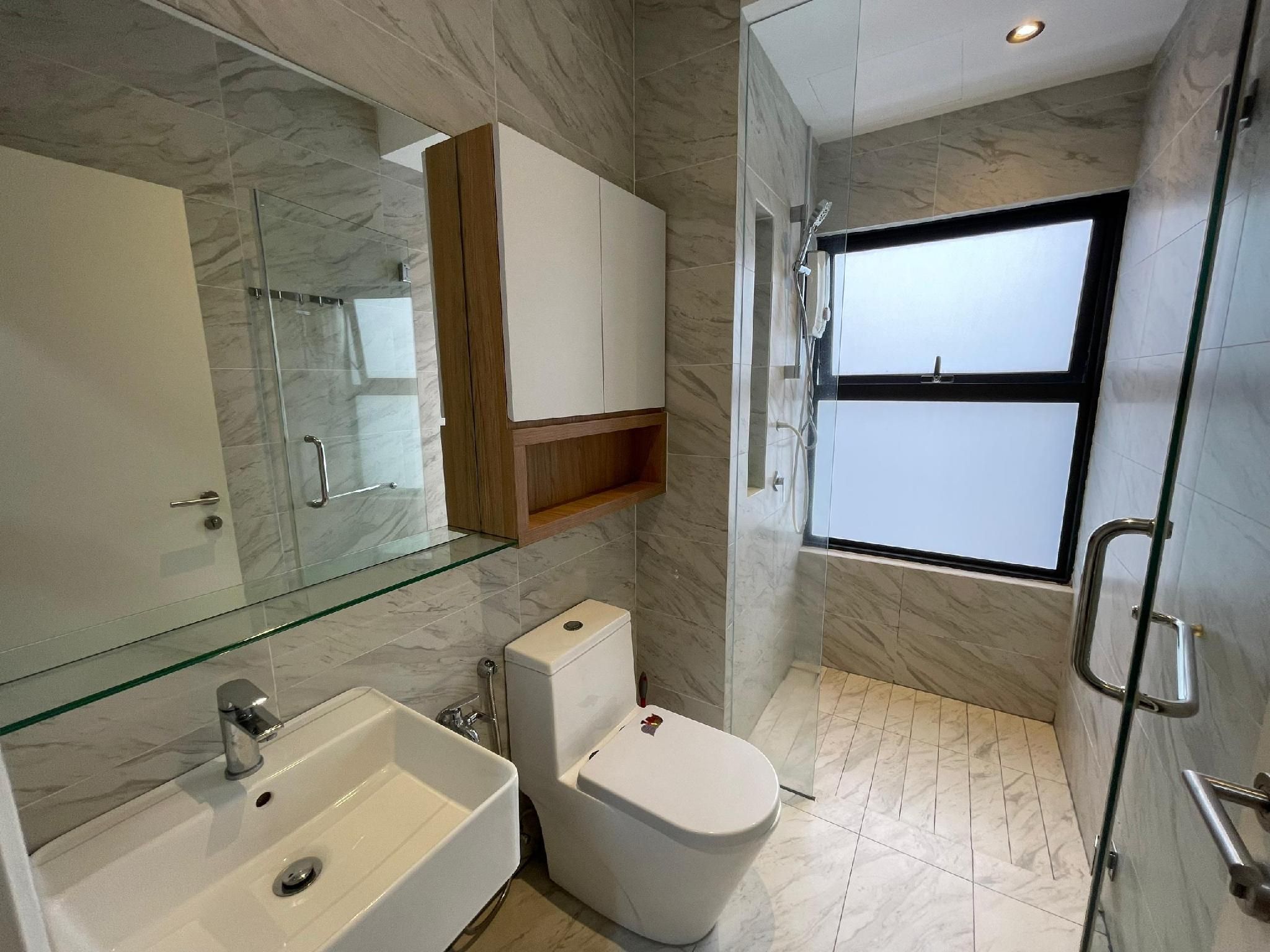 2 Bedroom Deluxe Suite
