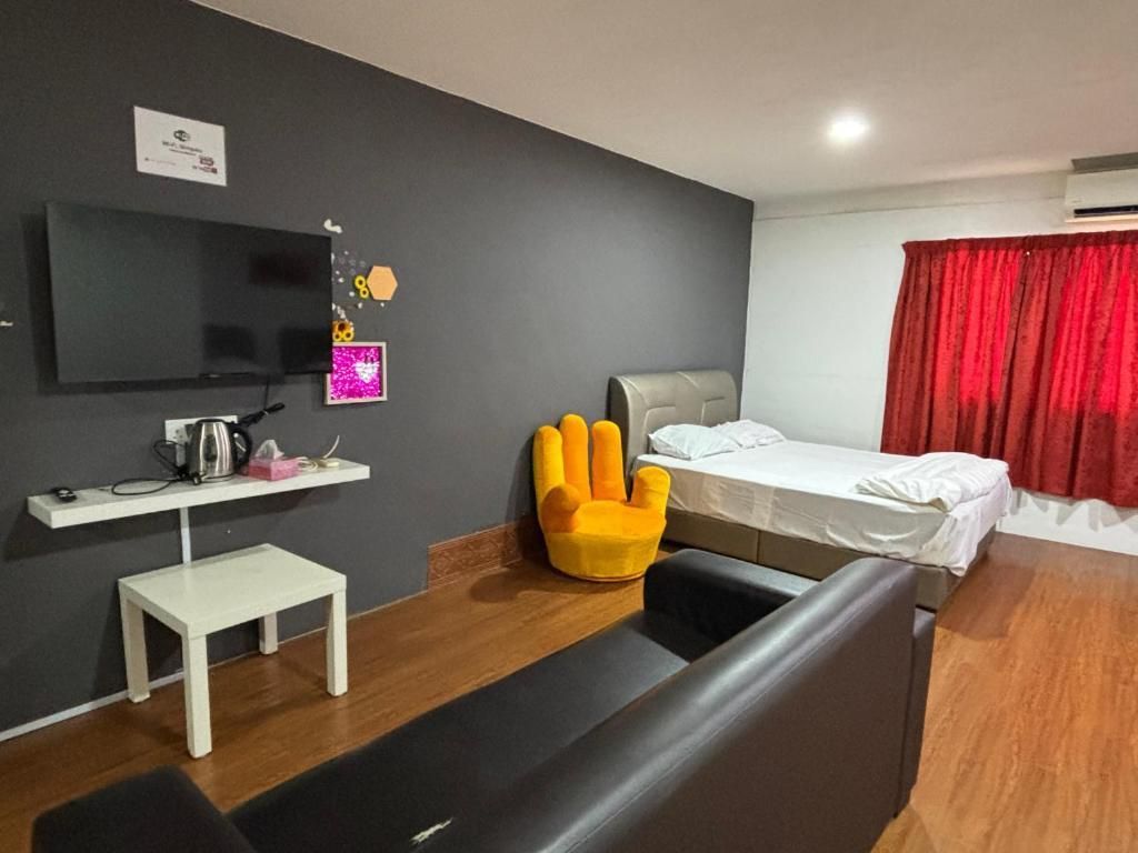 Queen Suite