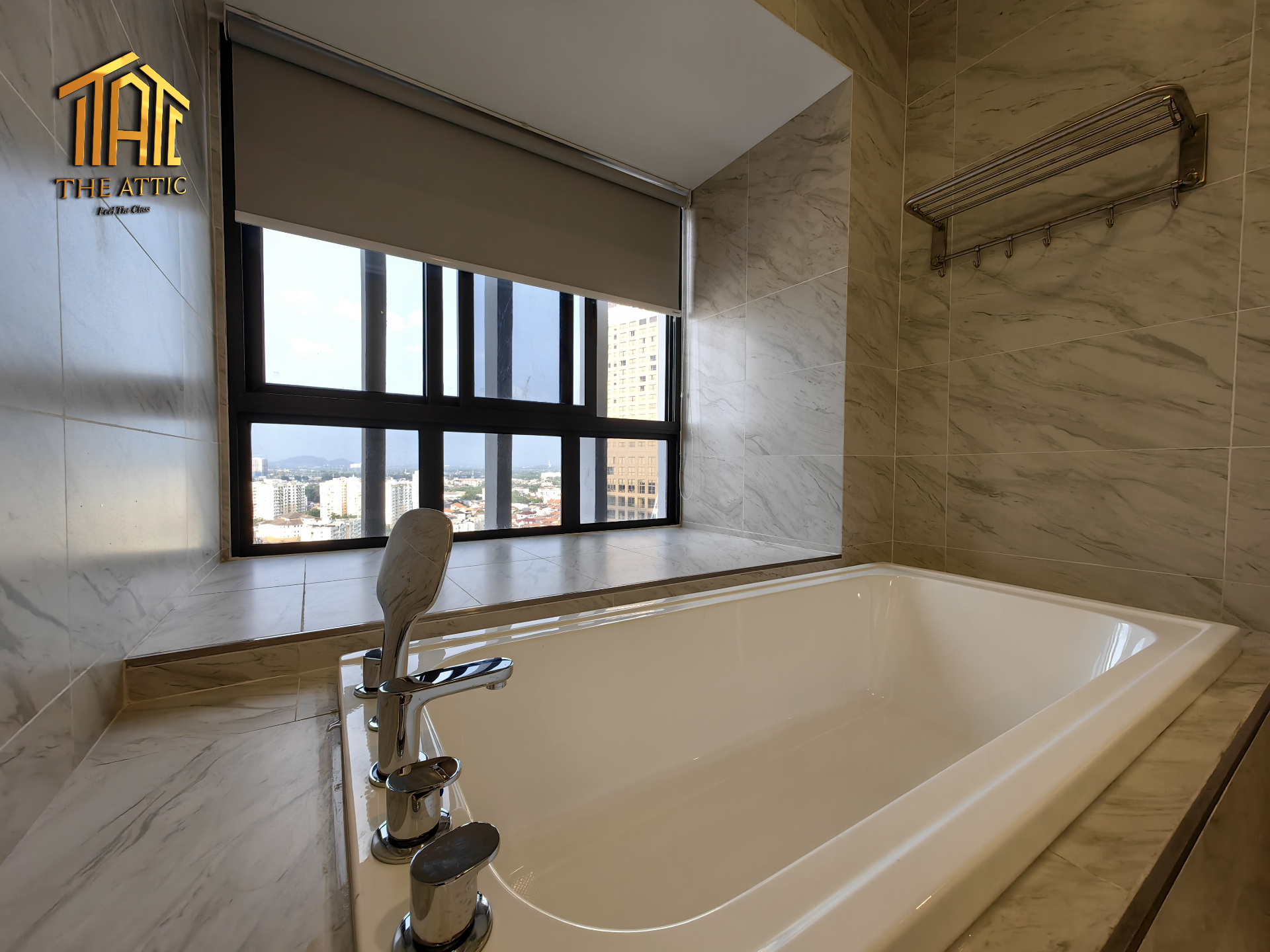 Deluxe Studio With Balcony