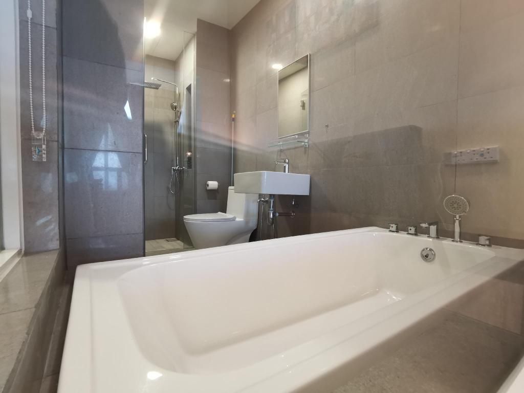 Deluxe 2-Bedroom Apartment