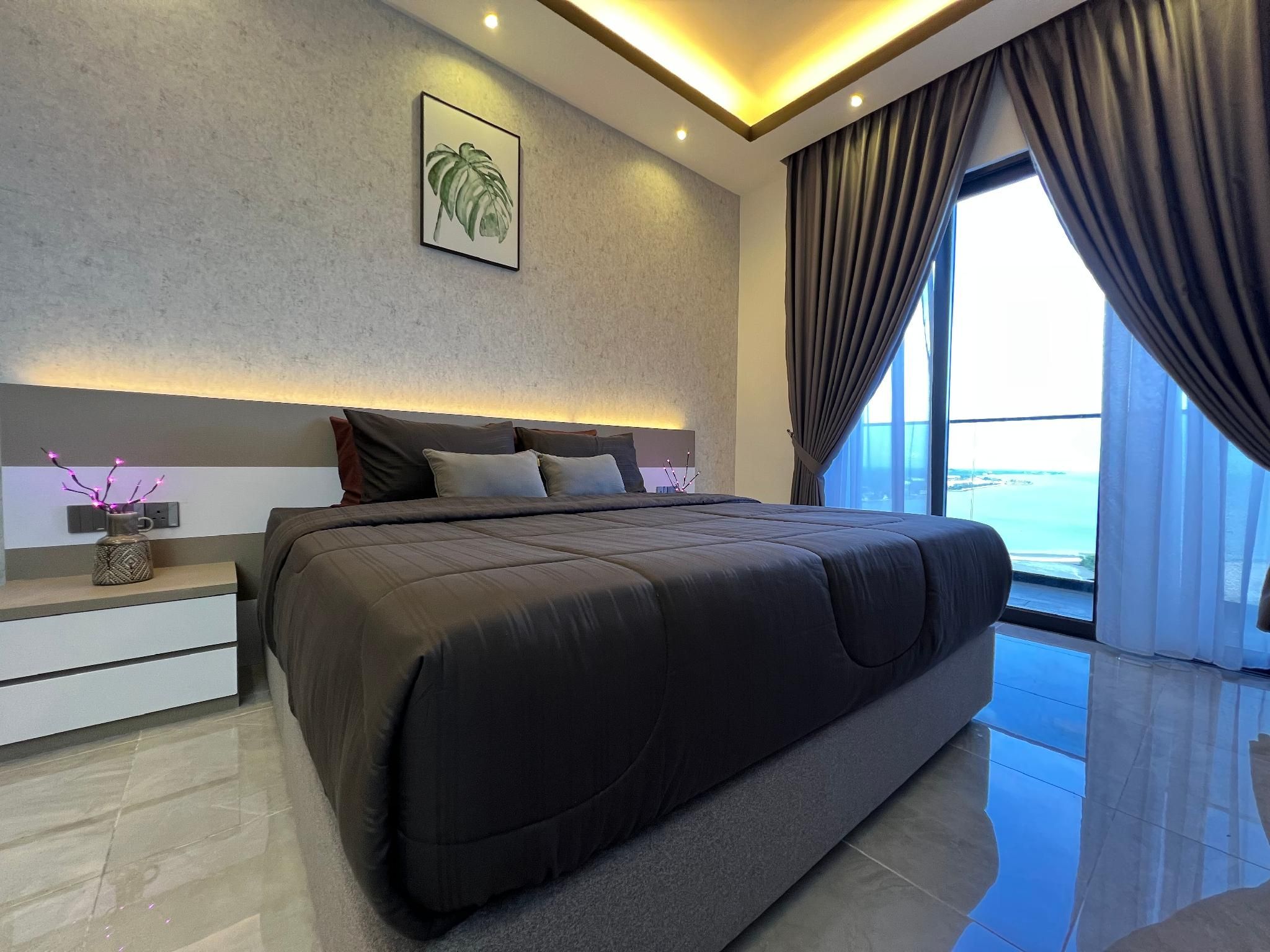 Deluxe Sea View King Room