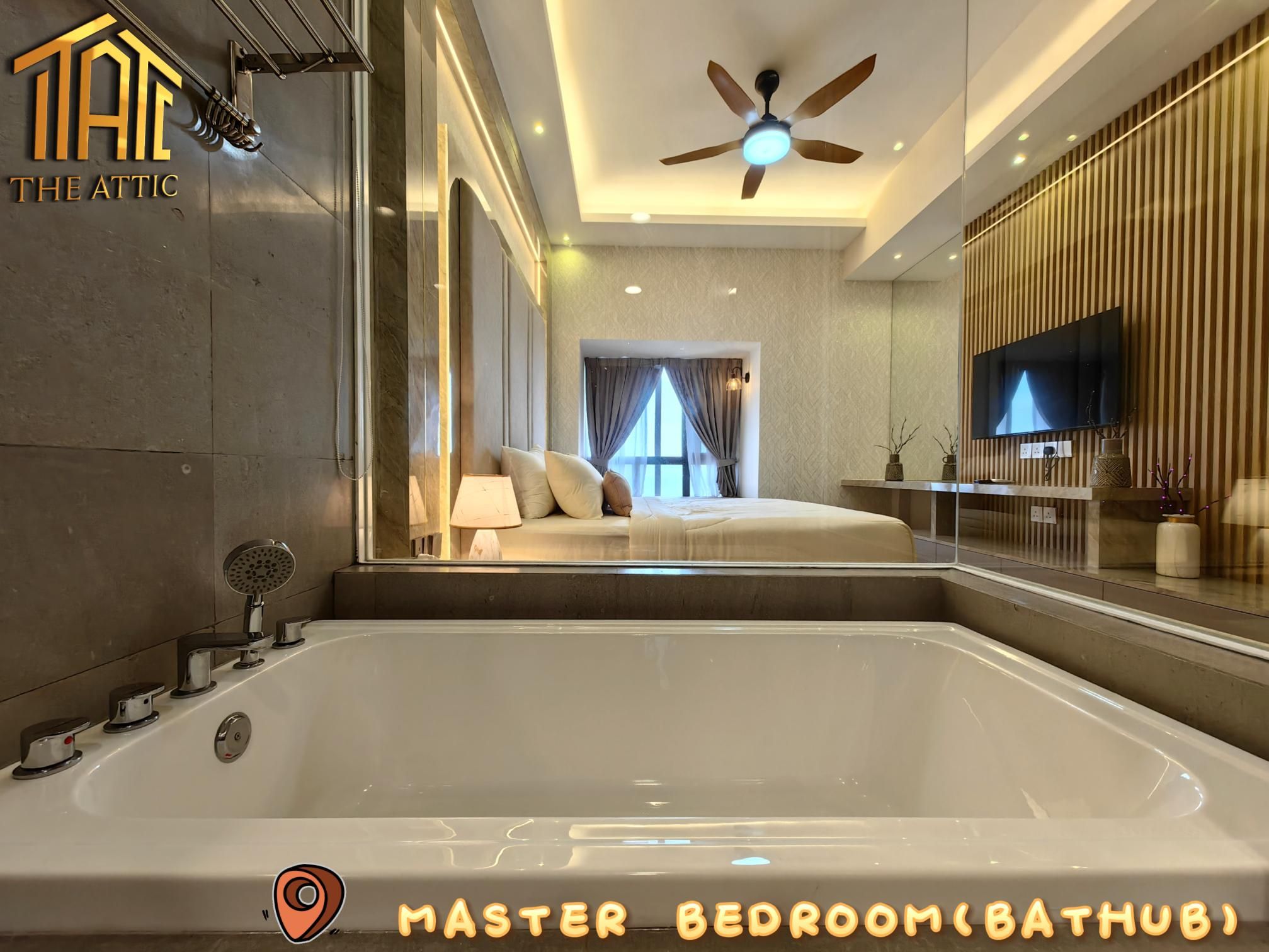 Deluxe Sea View Family Suite