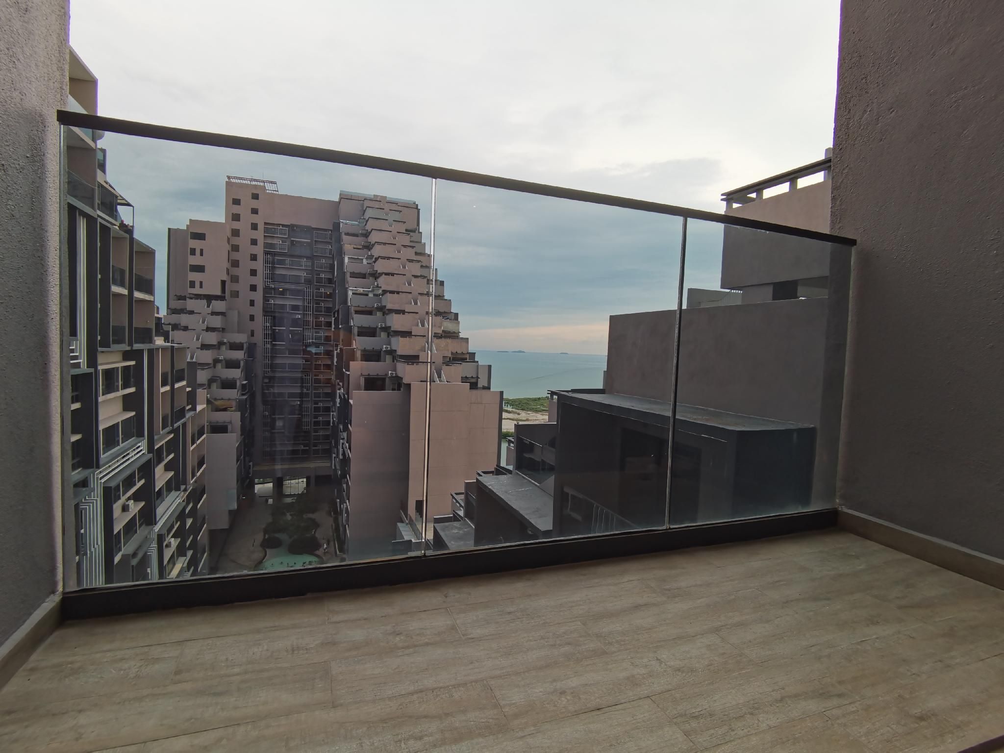 Deluxe King with Balcony