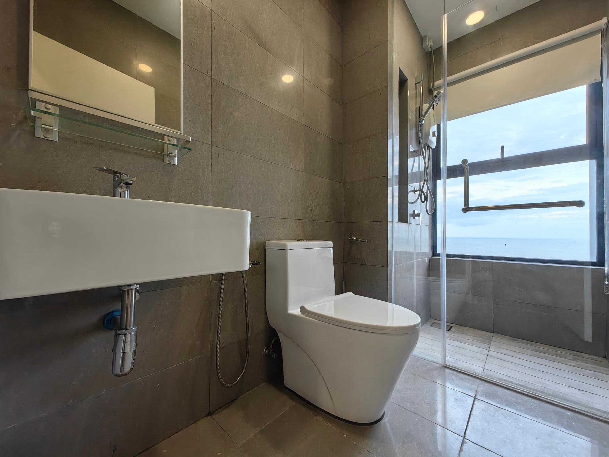 2-Bedroom Sea View Apartment