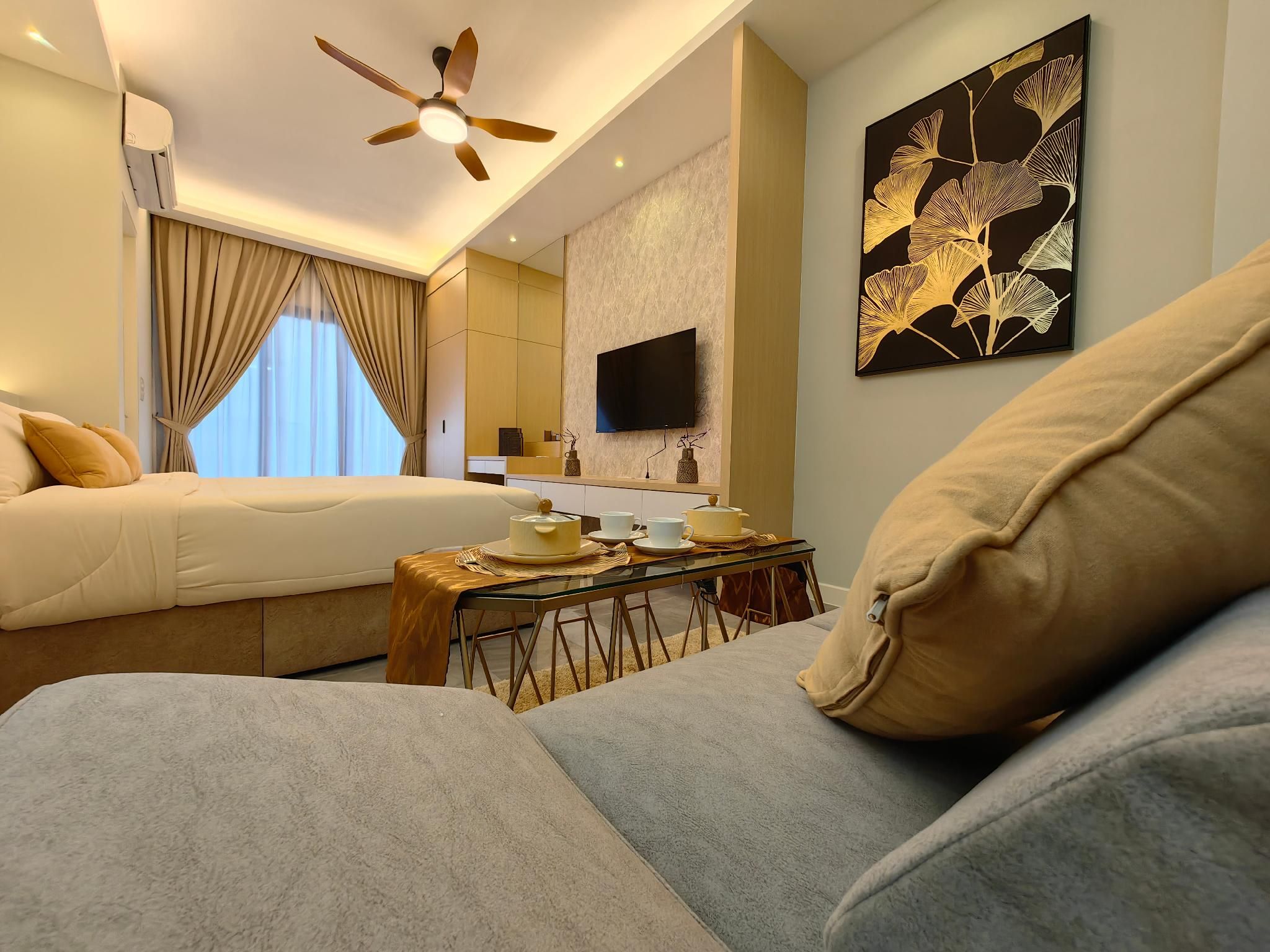 Deluxe Premier King Room