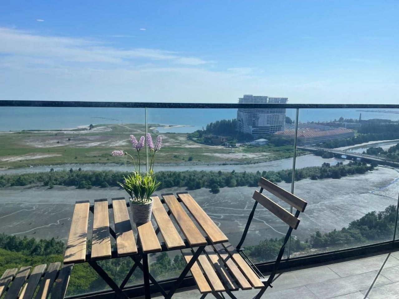 Apartment with Sea View