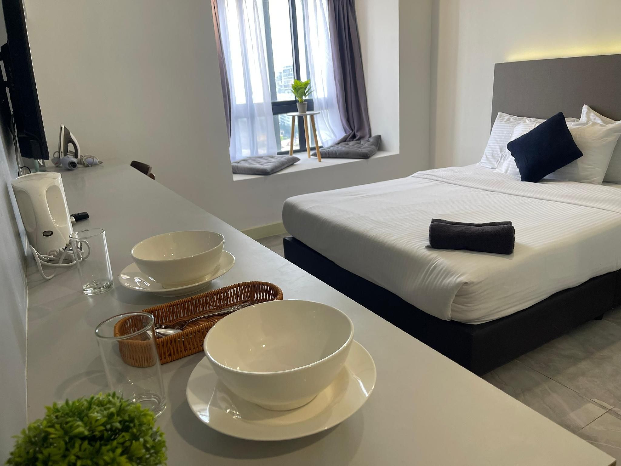 Economy Room