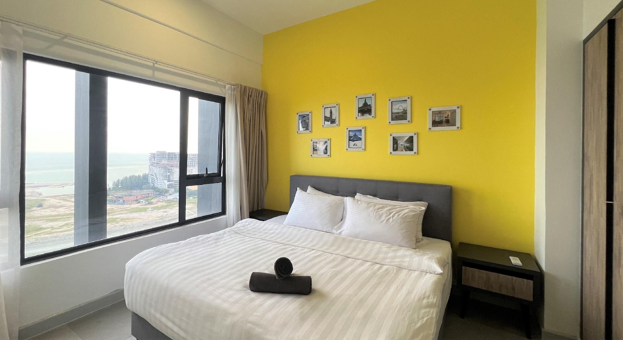 Deluxe Sea View Family Suite