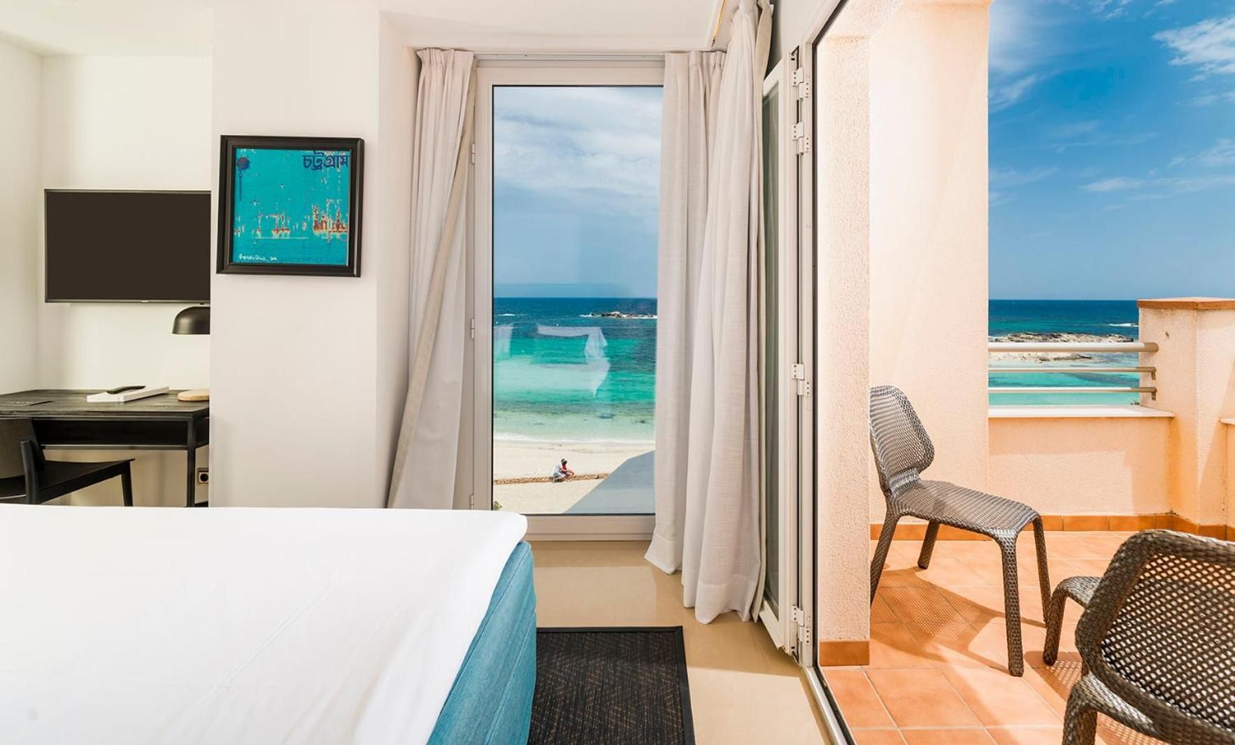 Superior Double or Twin Room with Sea View