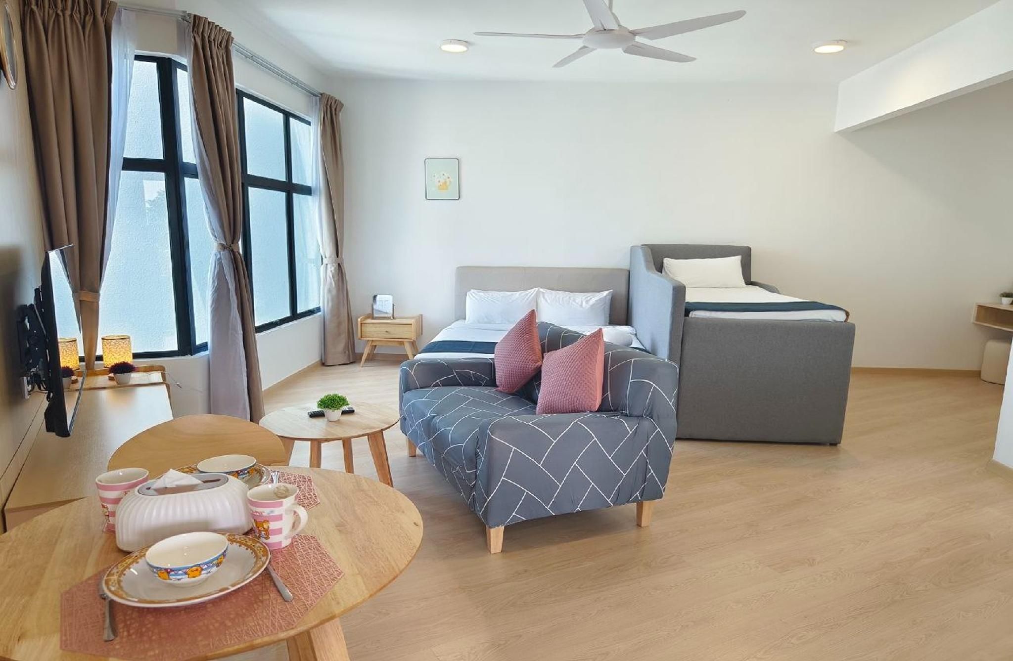 Oceanfront Suite