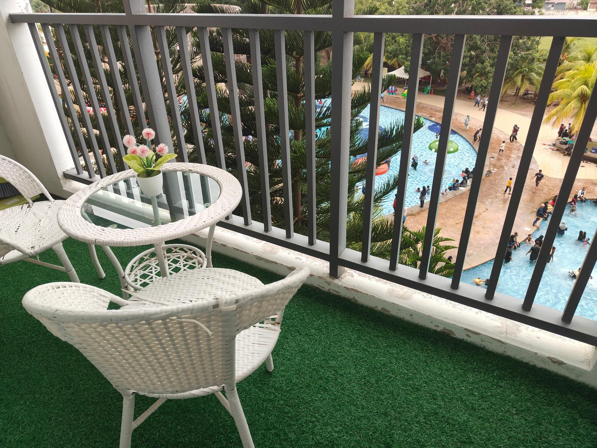 3-Bedroom Apartment with Terrace