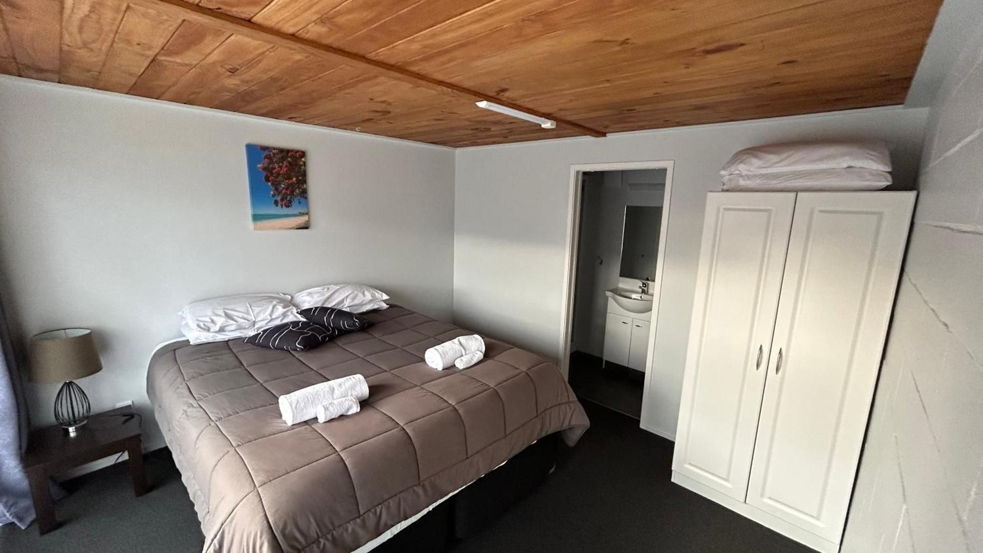 One-Bedroom Apartment - Non-Smoking