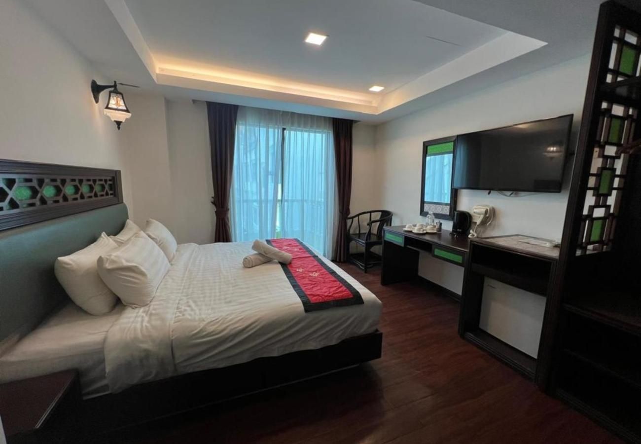 Classic Family-5 Suite with Spiral Staircase