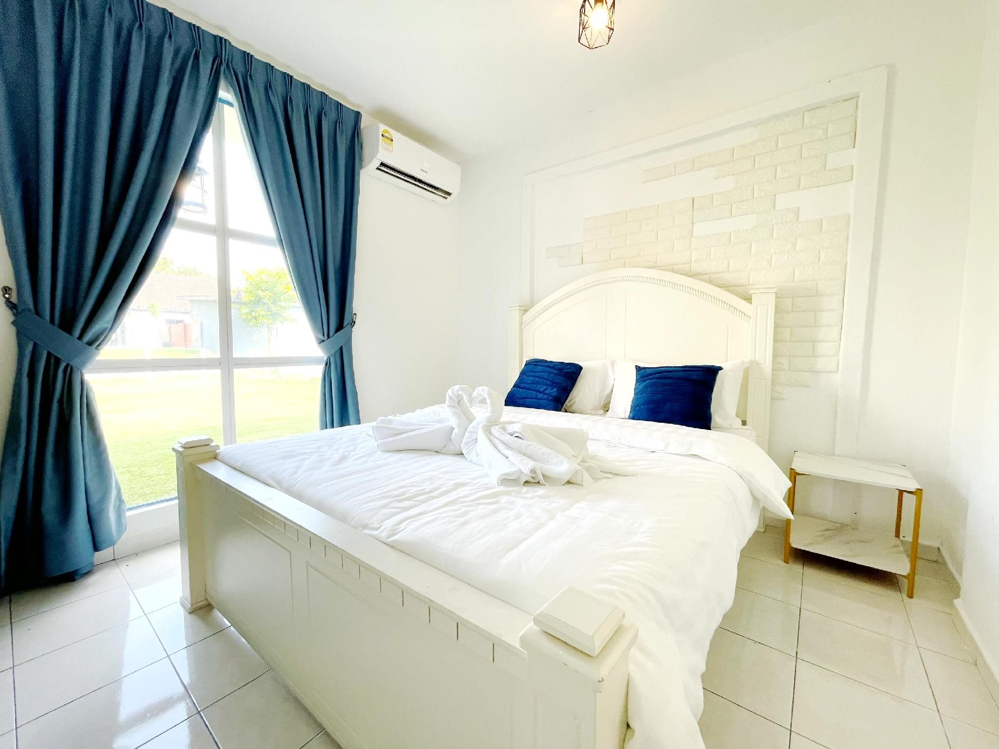 Pool Villa S1