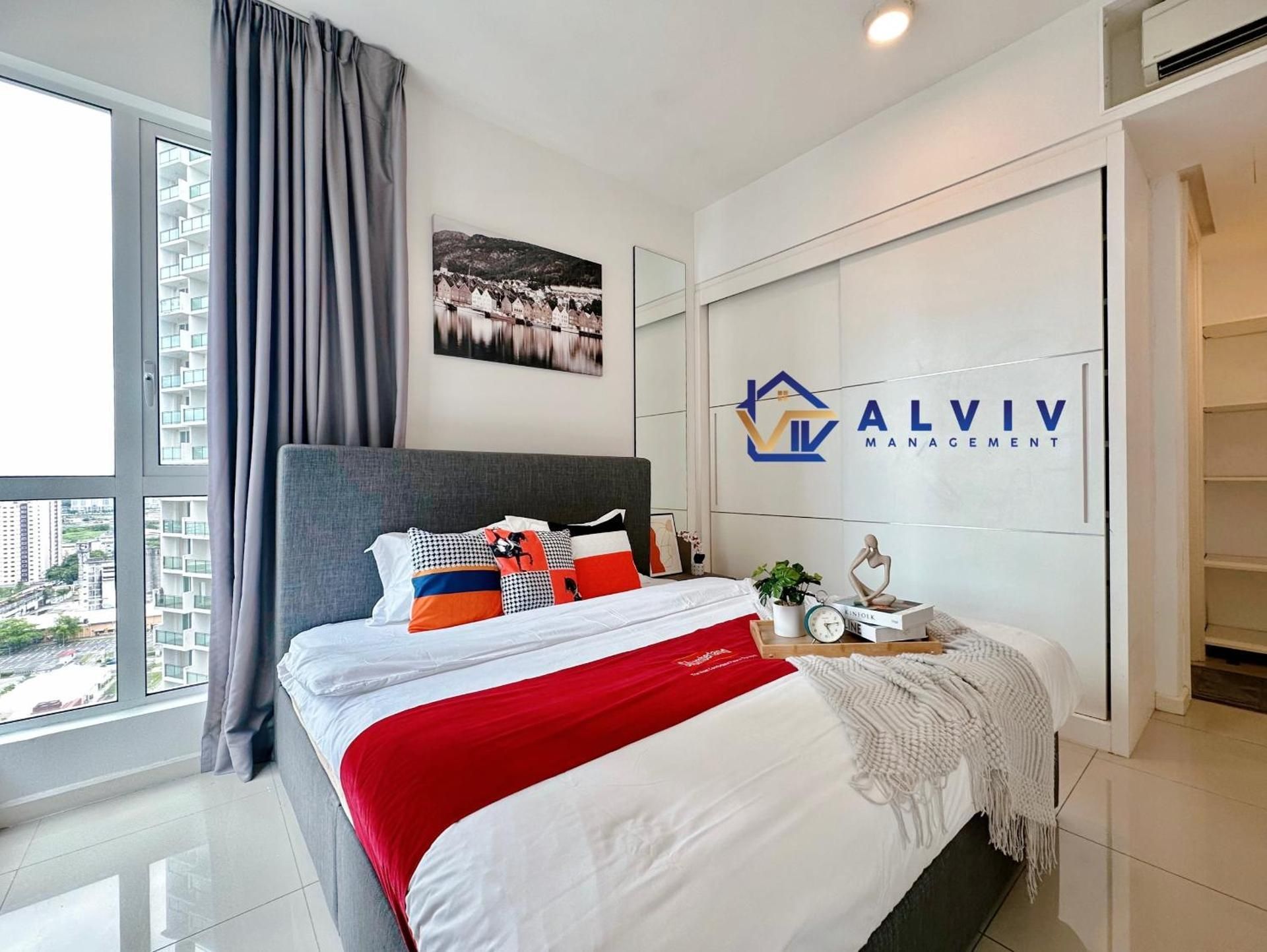 Three-Bedroom Apartment - High Floor