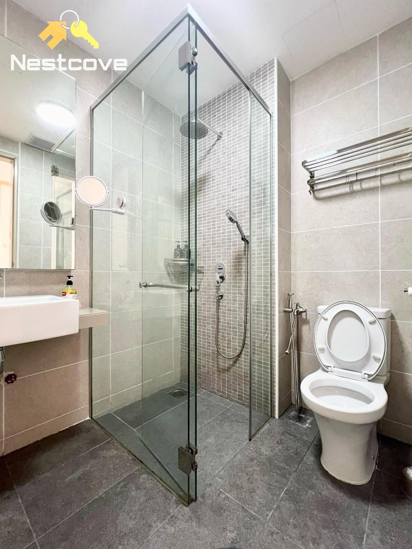 Two-Bedroom Apartment with Sea View