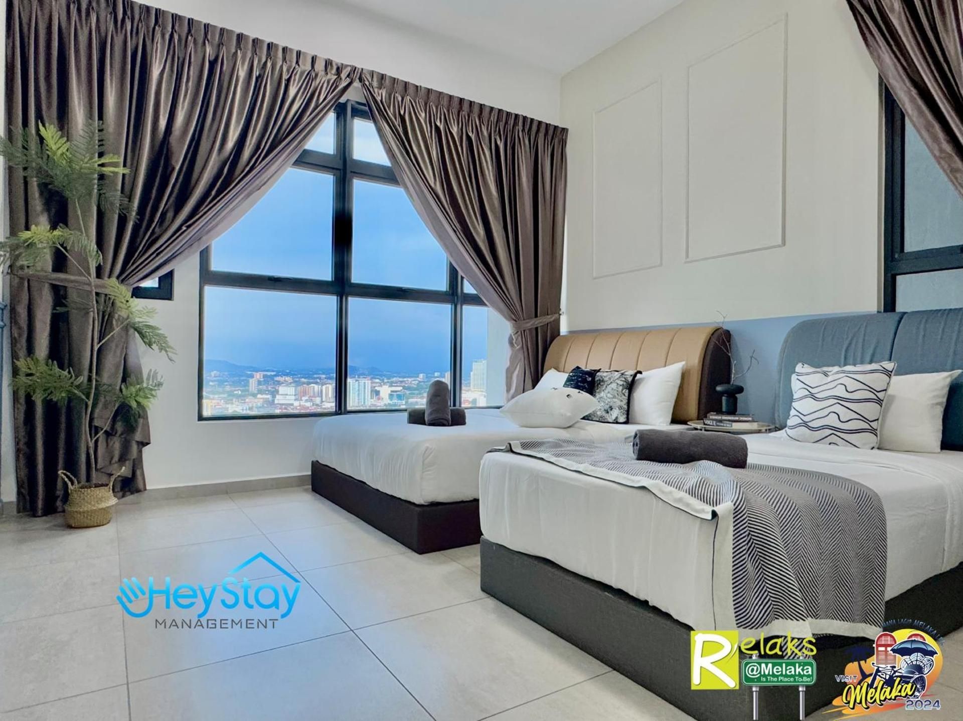 Apartment with City View