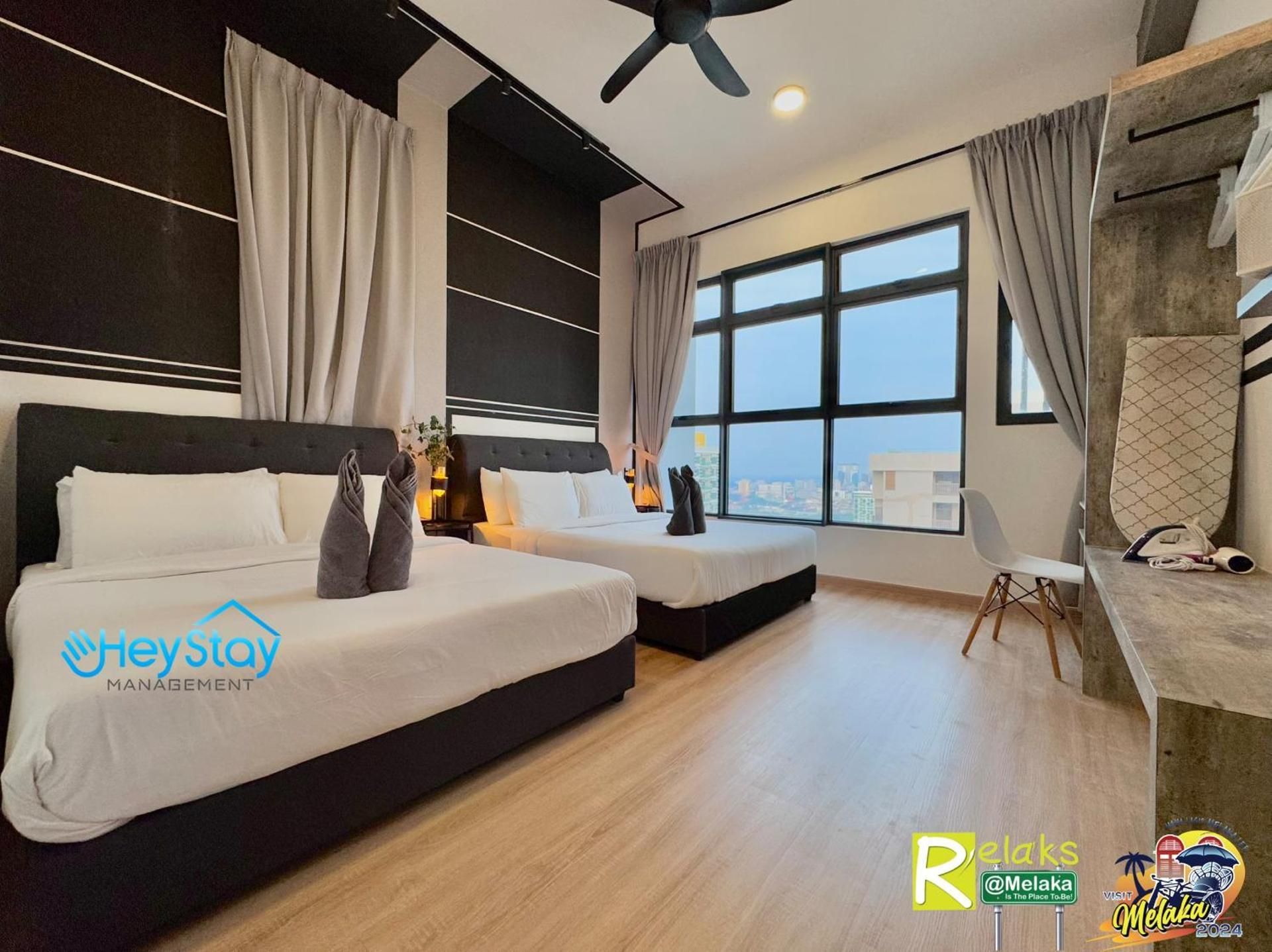 One-Bedroom Apartment with Balcony and Sea View