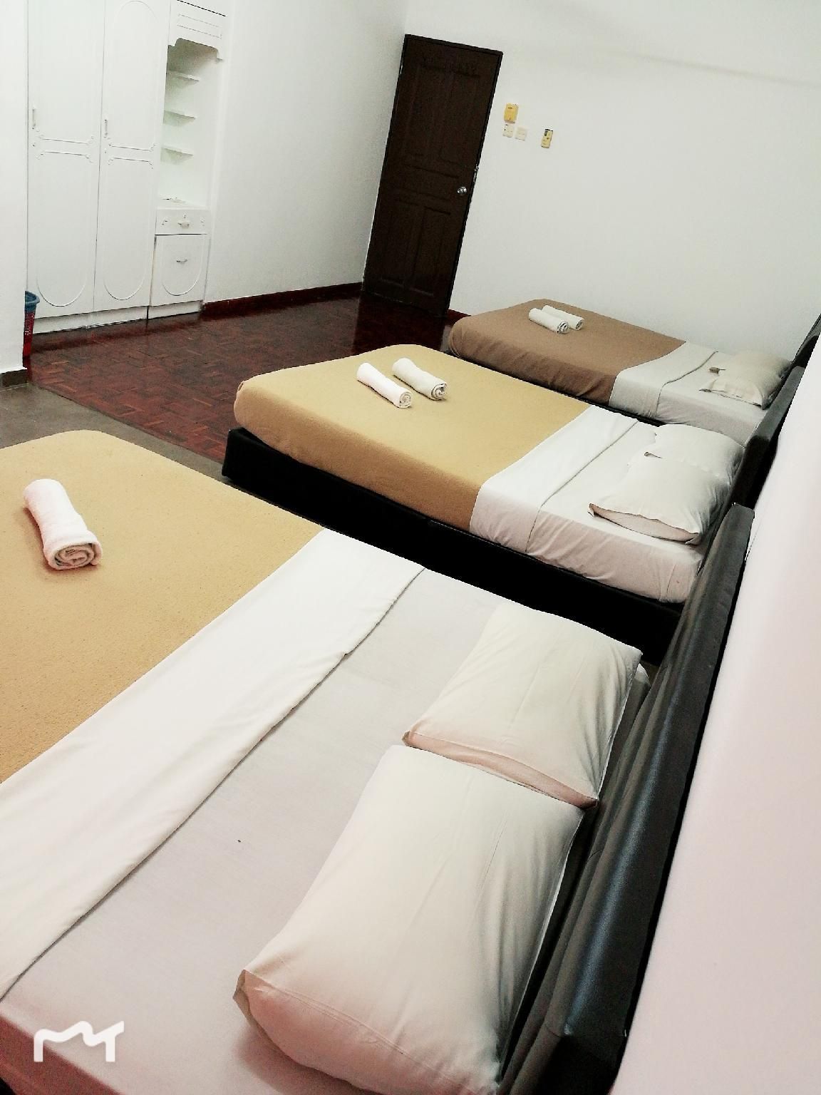 Deluxe Family Room for 6 People