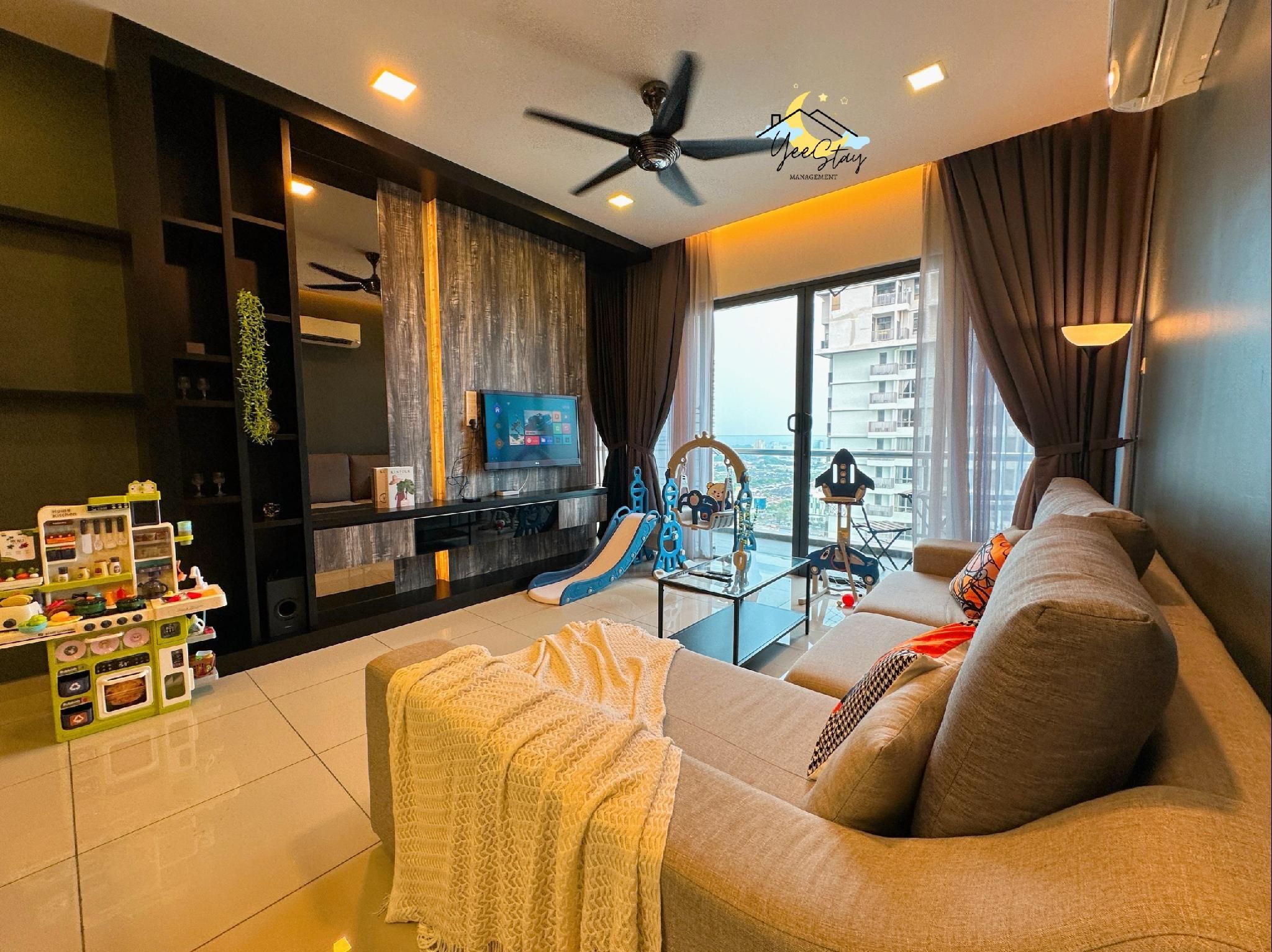 Apartment 11