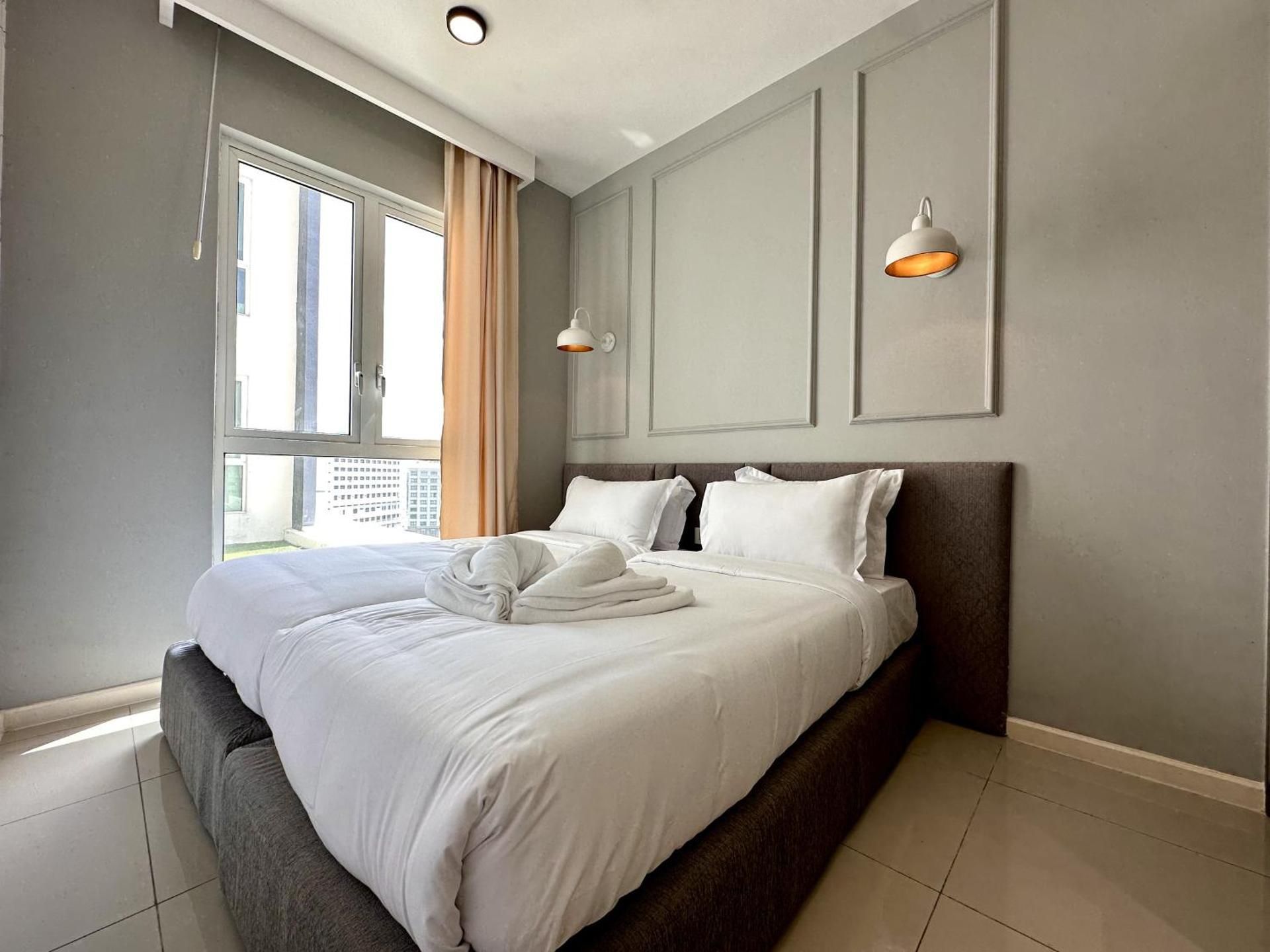 Three-Bedroom Superior Apartment