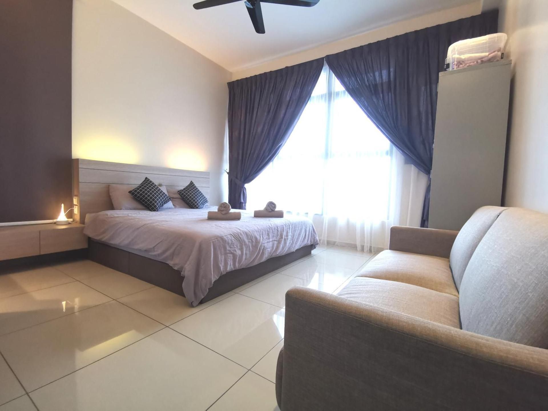One-Bedroom Apartment