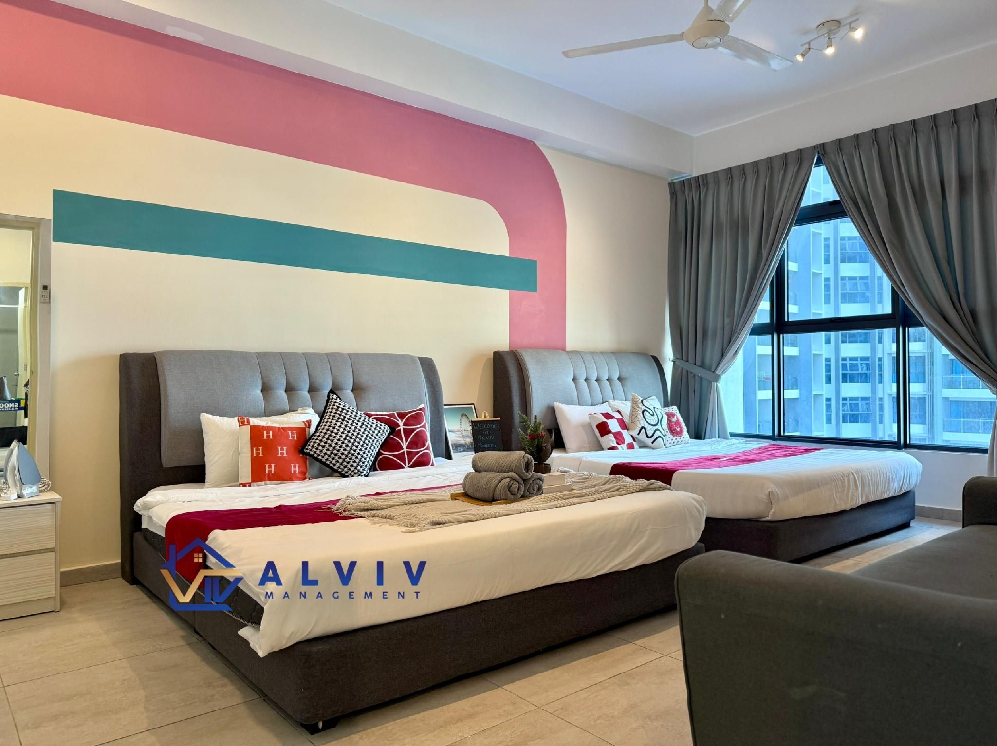 Apartment with Pool View A