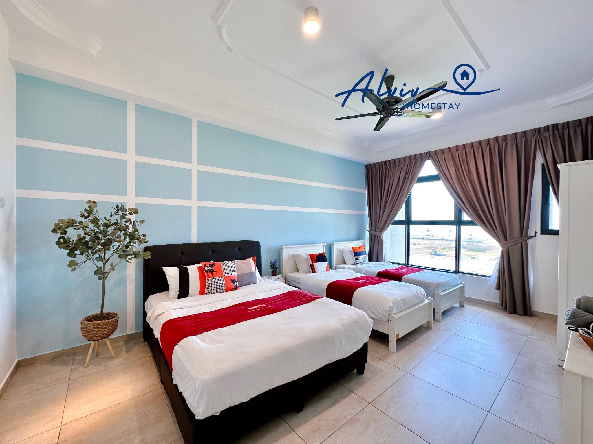 Apartment with Balcony and Sea View