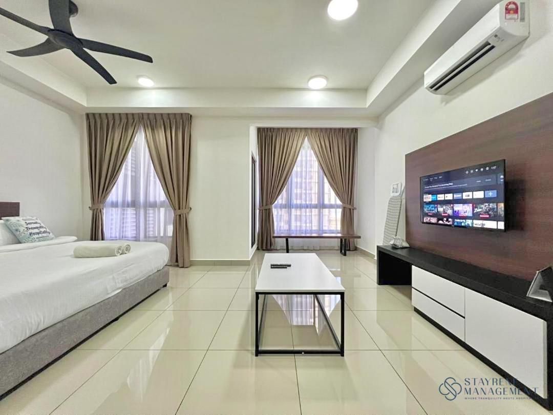 Studio with Sea View