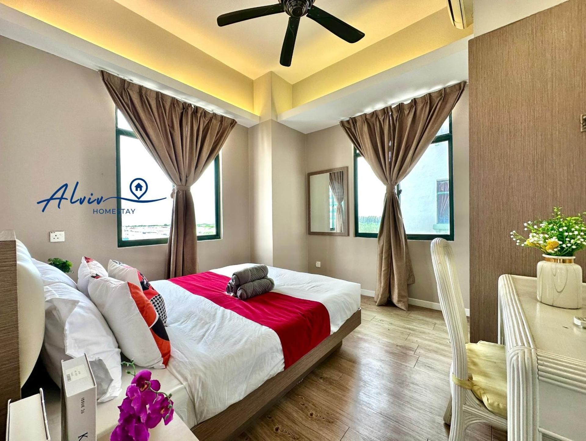 Three-Bedroom Apartment with Balcony