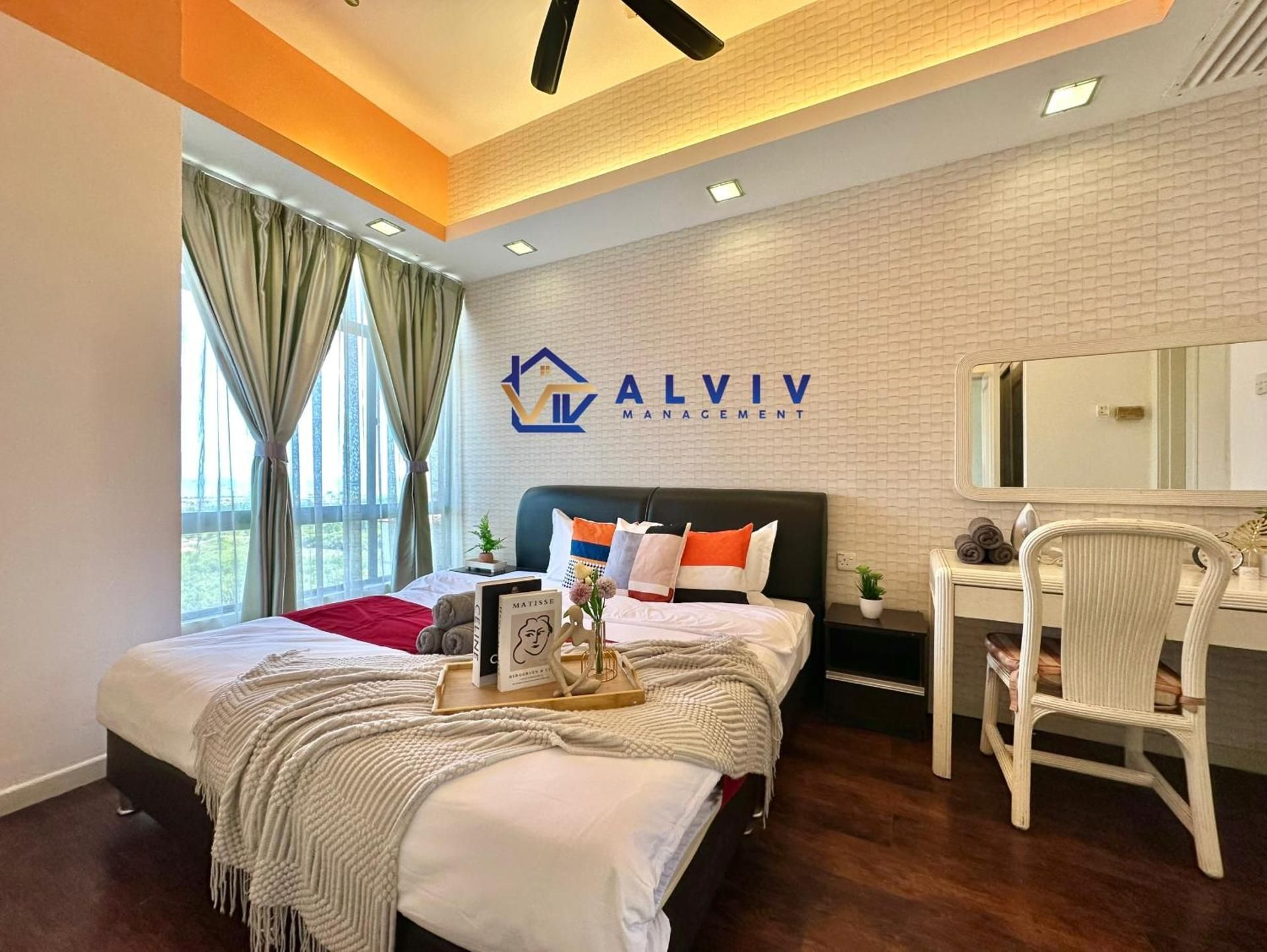 One-Bedroom Apartment with Sea View