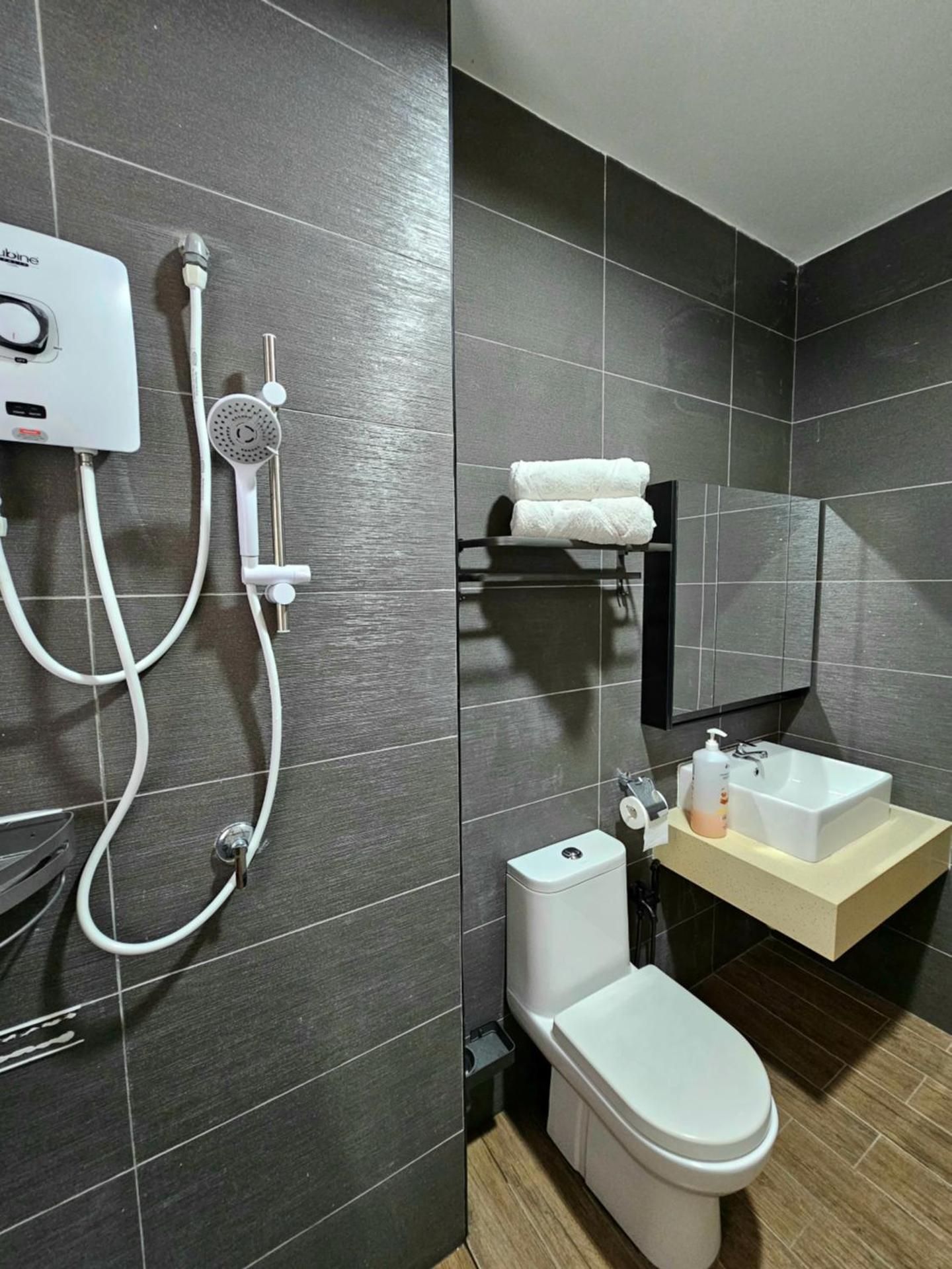 The Serene Studio (2 in 1 Dryer and Washing Machine)