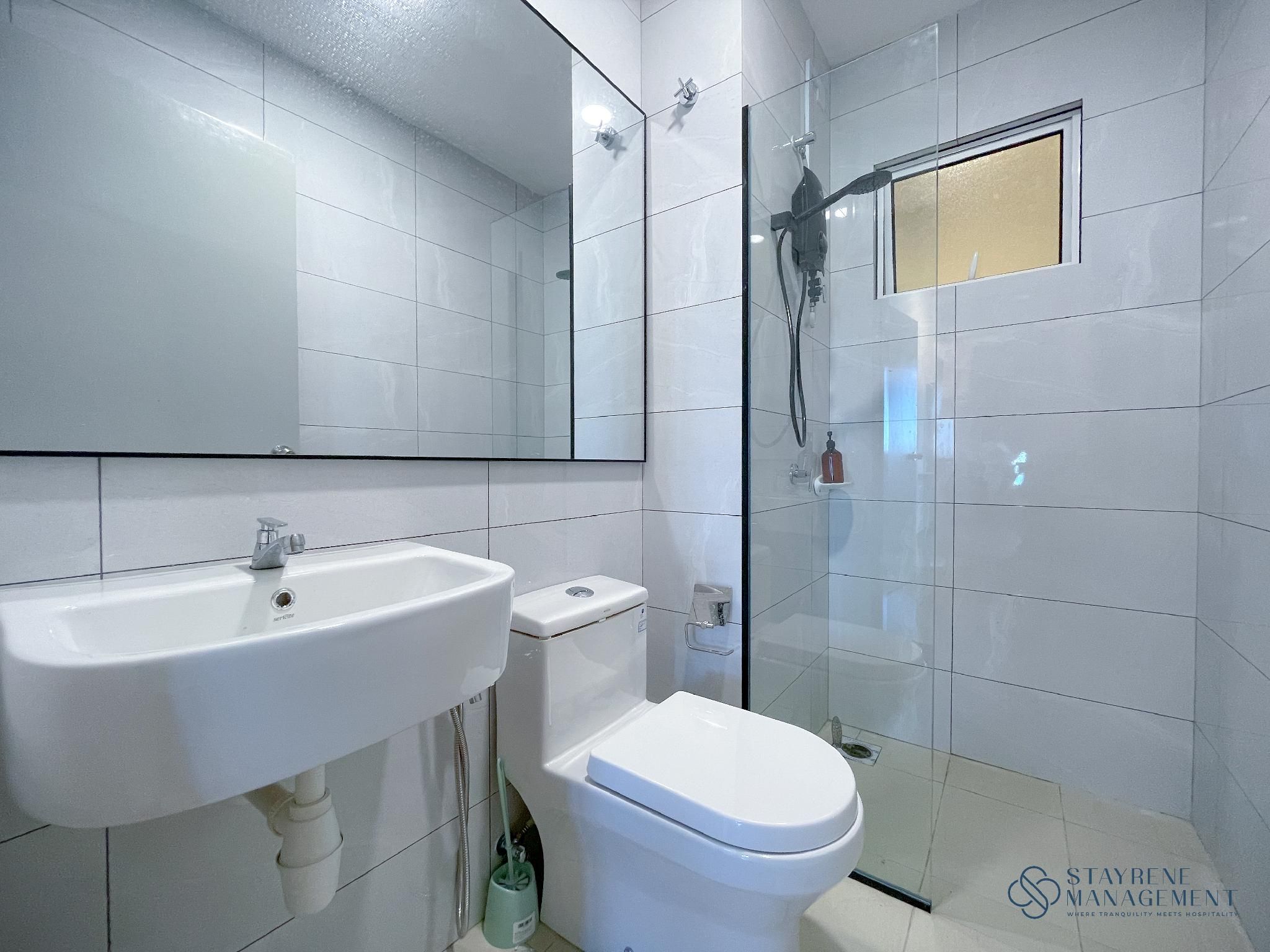 Two-Bedroom Ocean View Apartment