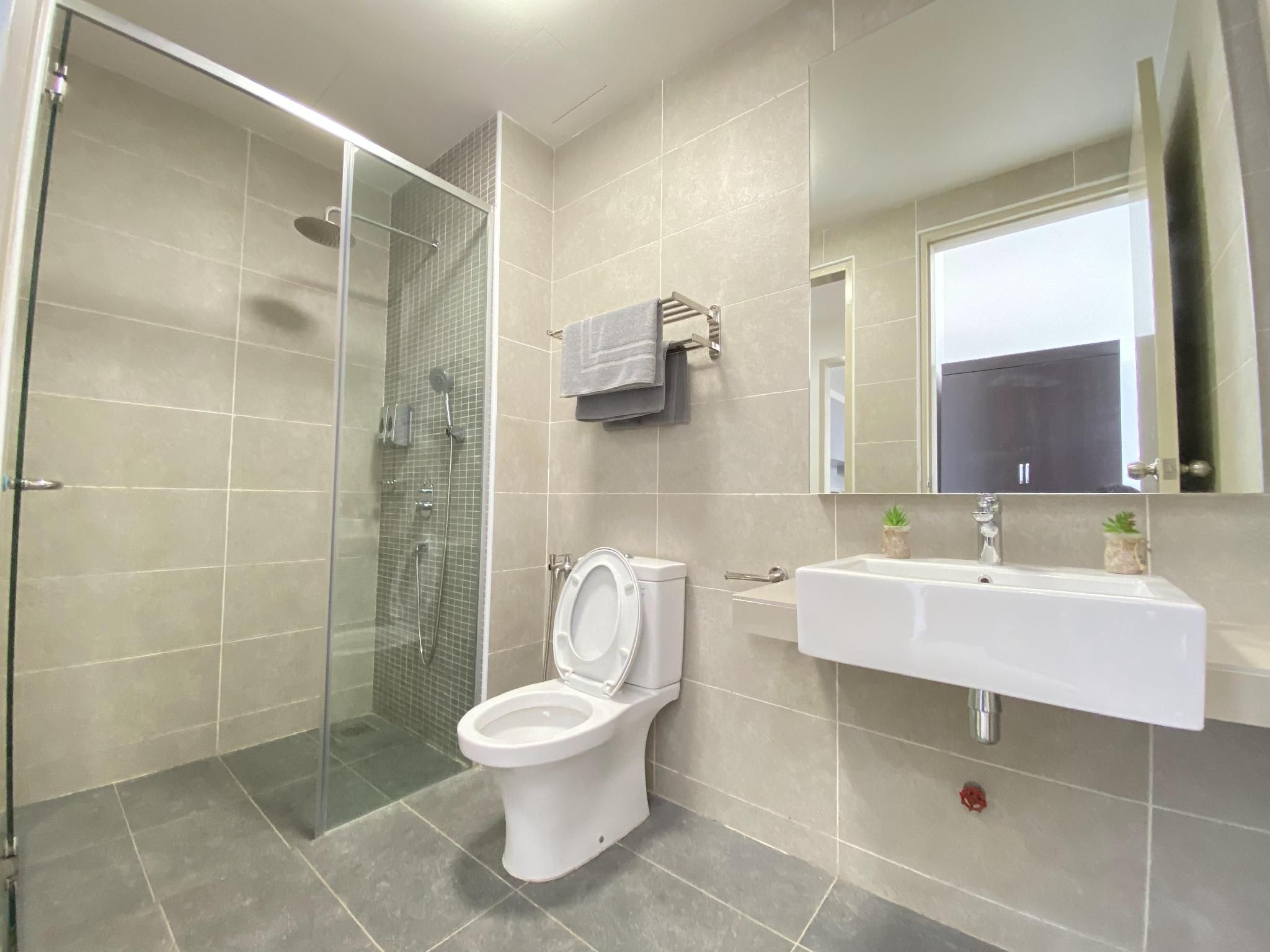 One Bedroom Suite with Seaview