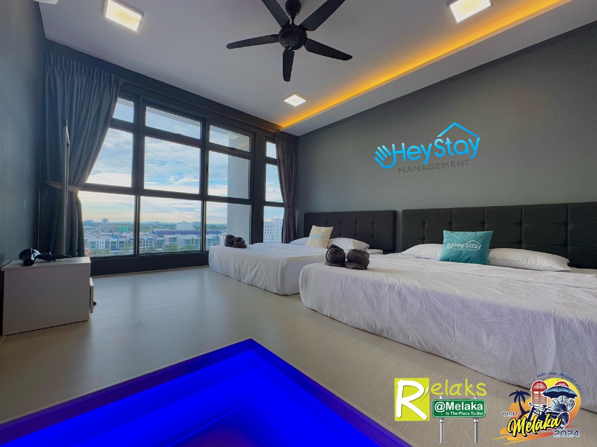 Three - Bedroom Premier Apartment with Sea View