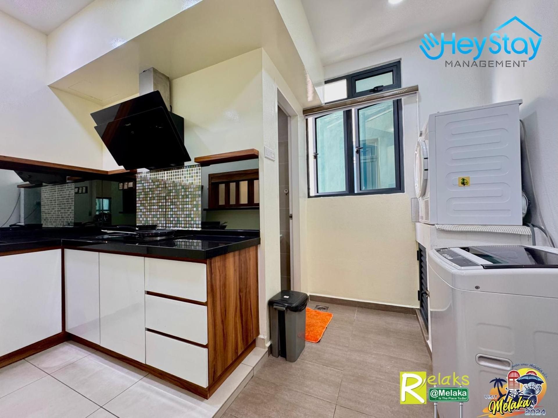 Four-Bedroom Luxury Apartment